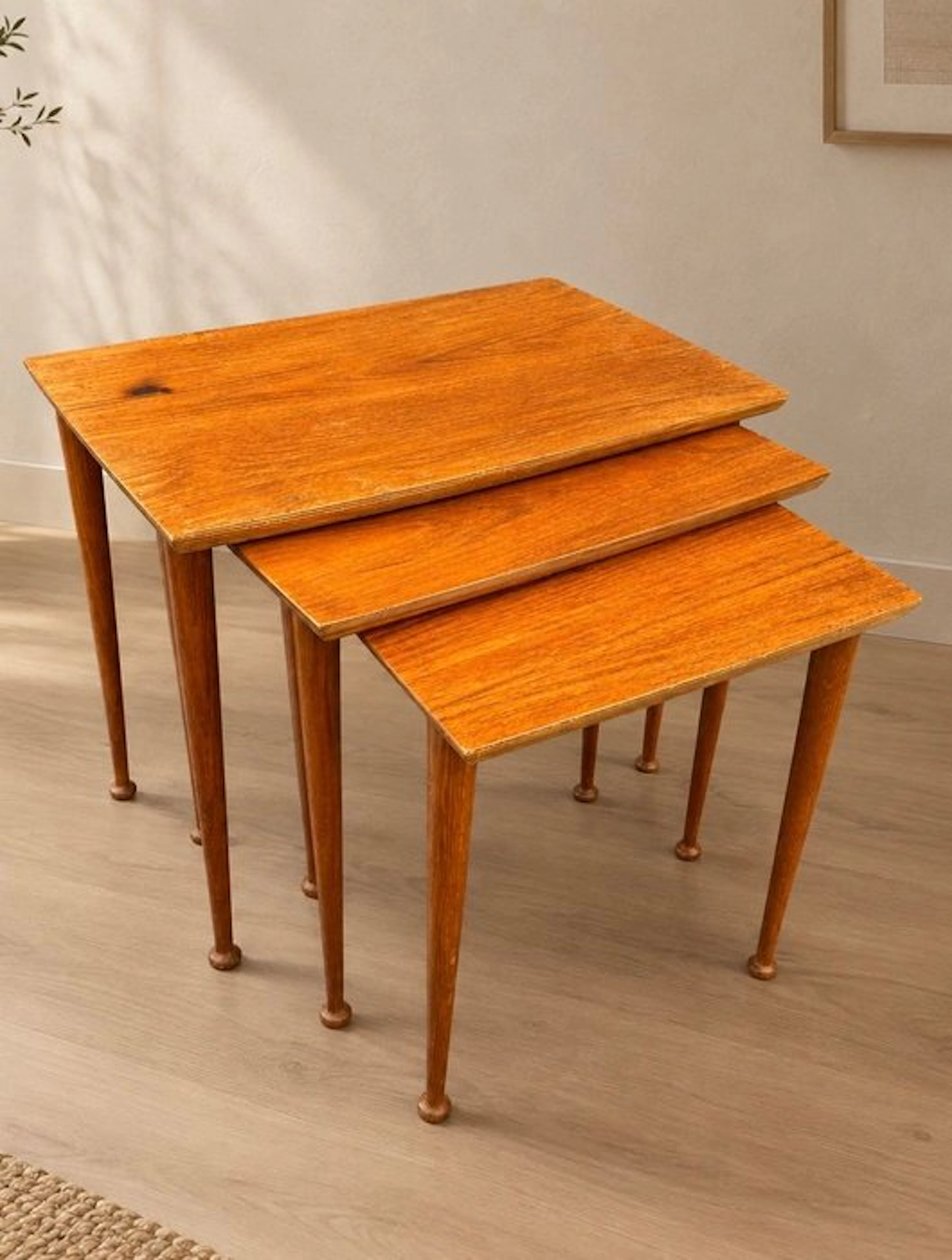 Møbelintarsia - Jørgen Aakjær Jørgensen - Nesting tables - Teak