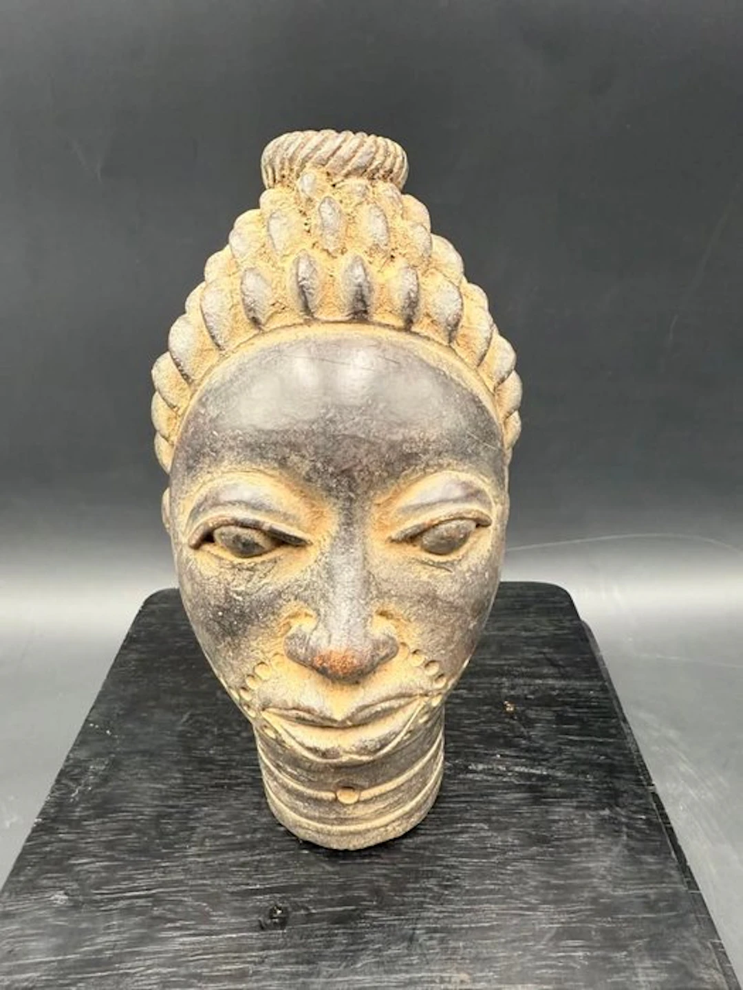 Magnificent large Oba head - Yoruba - Nigeria (No reserve price)