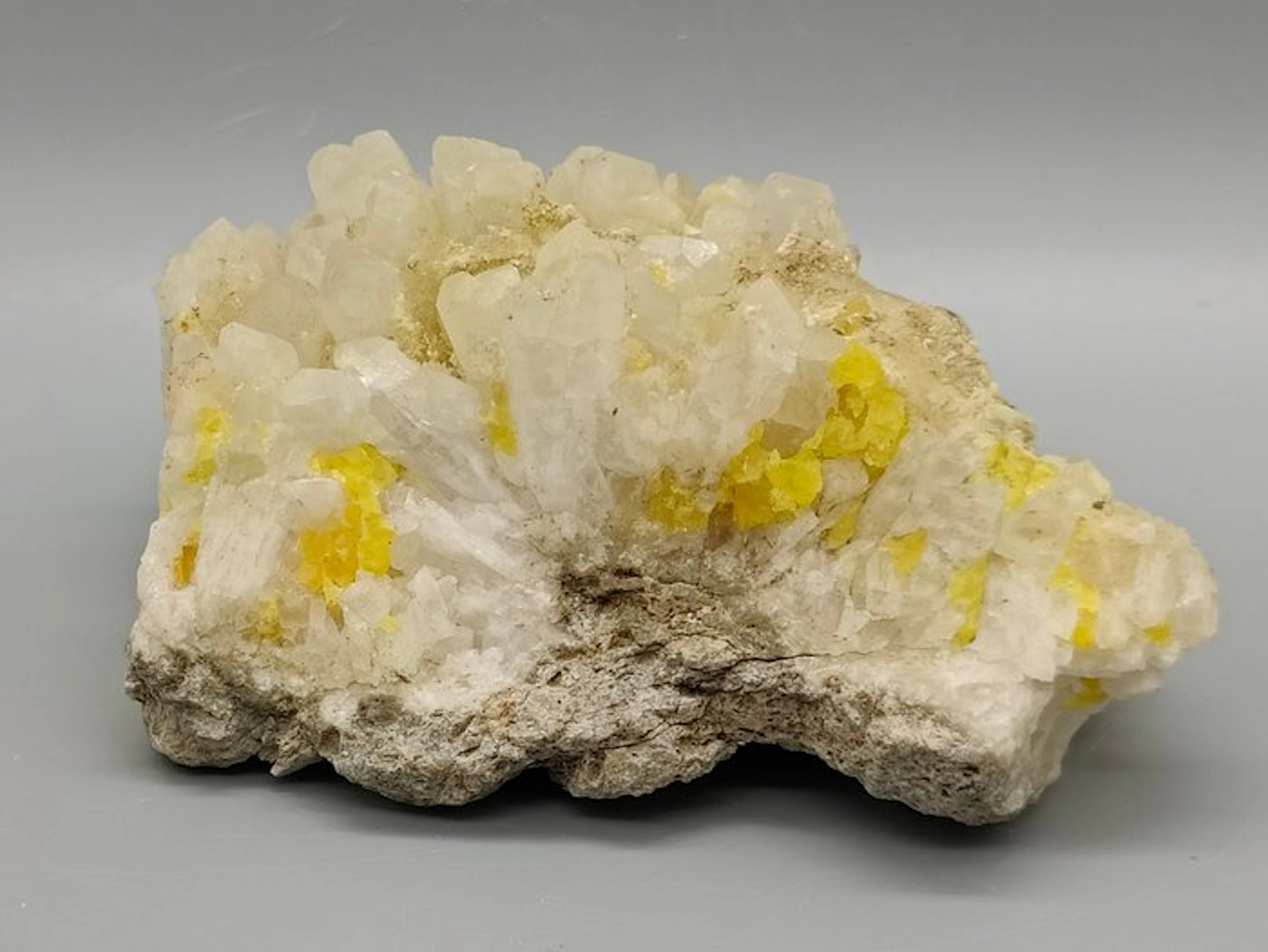 Sulfur and barite in a whistle-shaped form — Machów