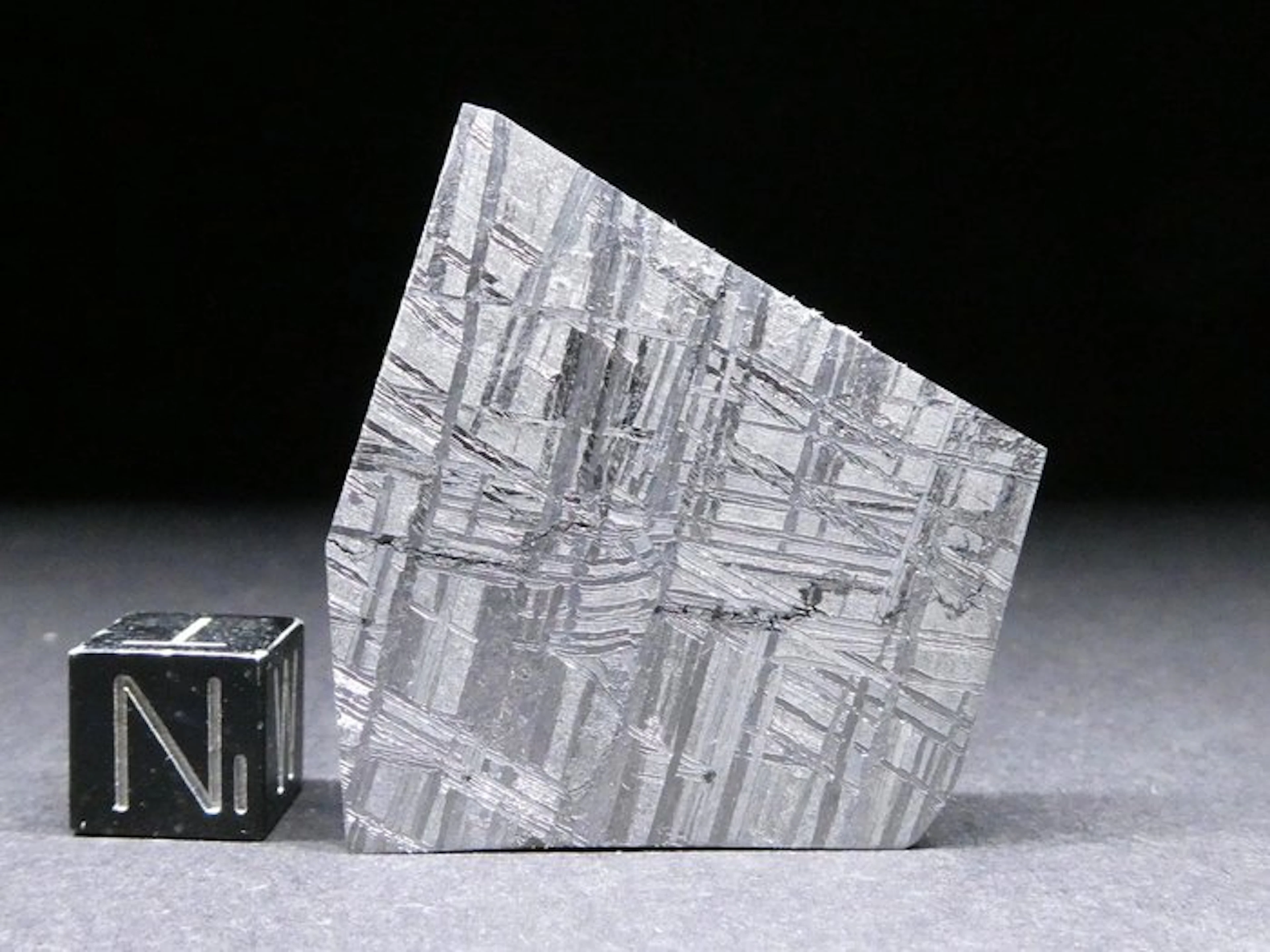 Muonionualusta iron meteorite etched part slice - 45.7 g