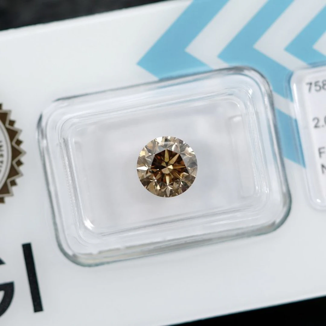1 pcs Diamond (Natural coloured) - 2.00 ct - Round...