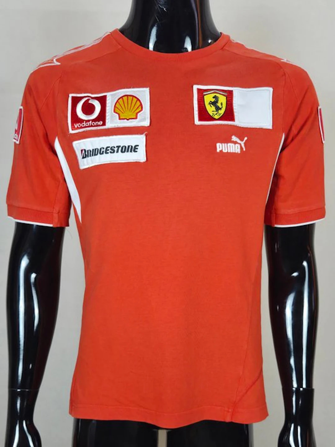 Scuderia Ferrari - Formula One - 2007 - Team wear