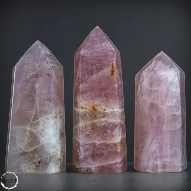 Natural rose quartz set from Brazil – 3 polished obelisks- 2580.11 g - (3)