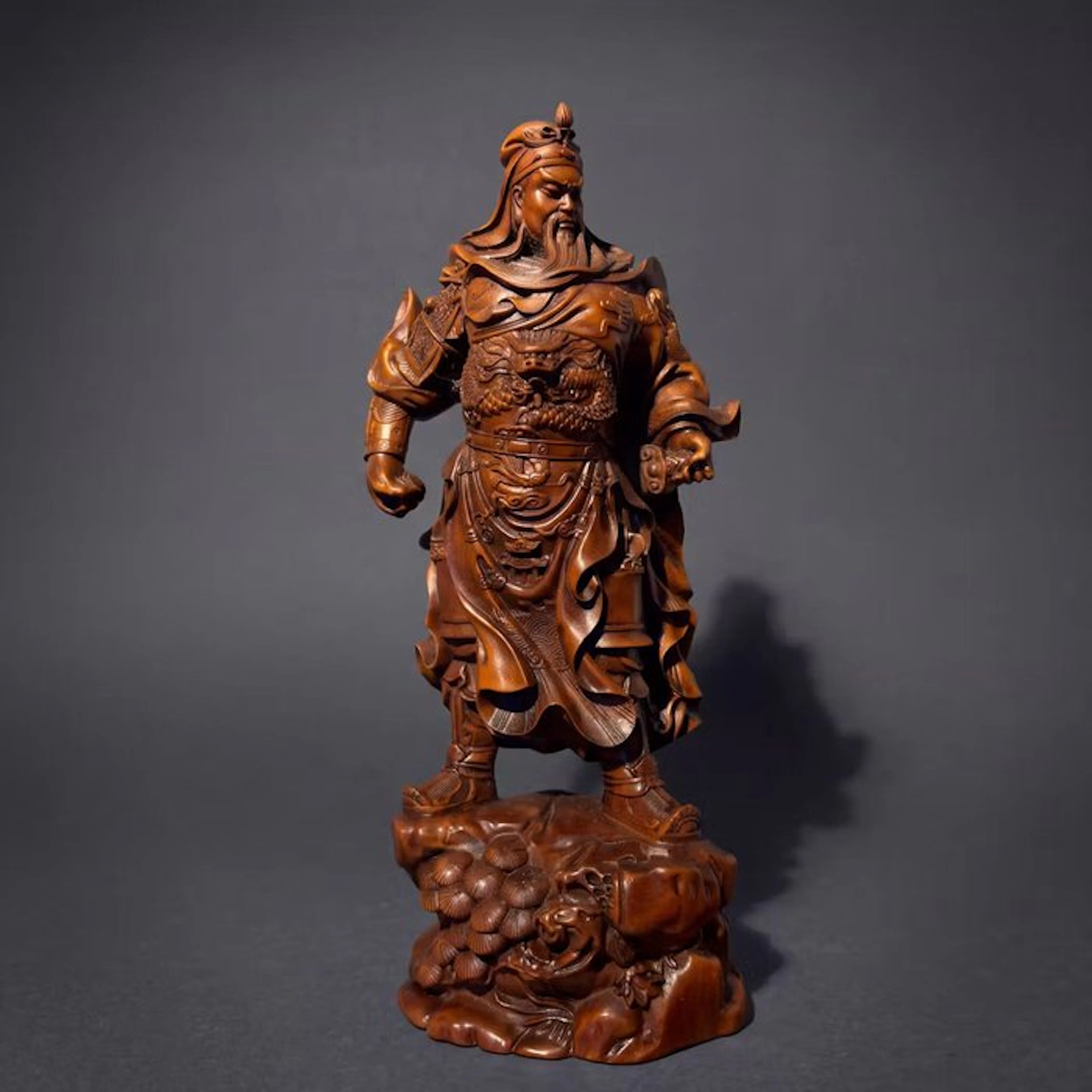 Guan-Yu - Buxushout - China (No reserve price)