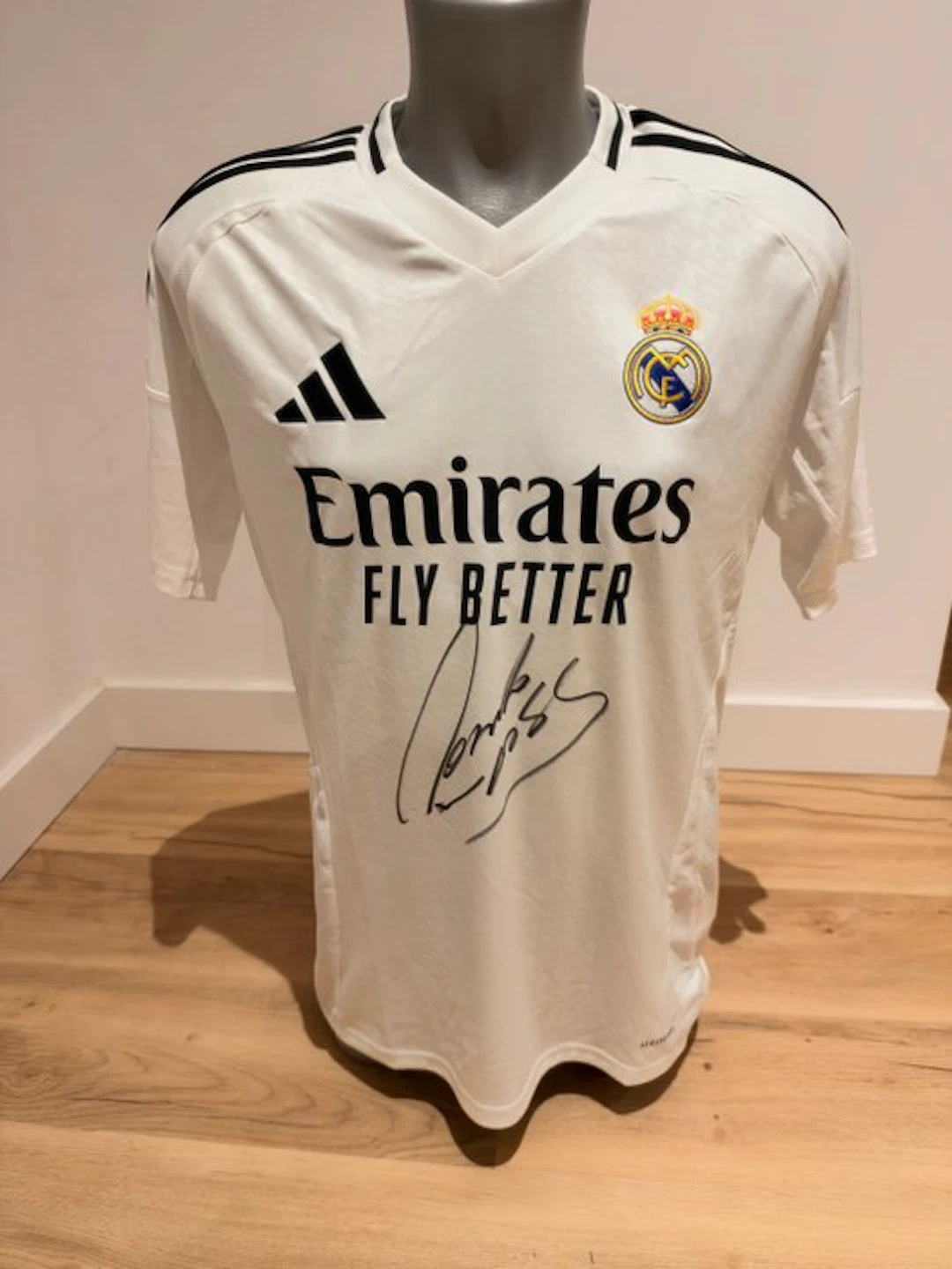Real Madrid - Spanish Football League - Roberto Carlos - Football jersey