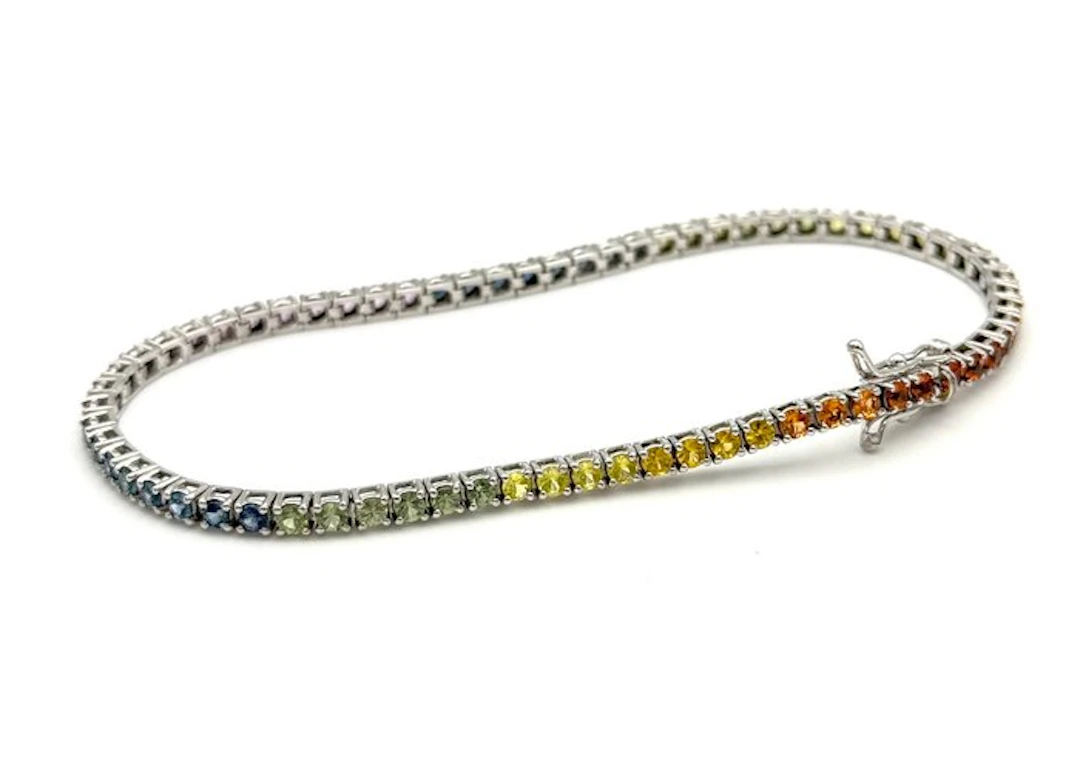 Tennis bracelet - 18 kt. White gold - 5.10ct. tw. Sapphire