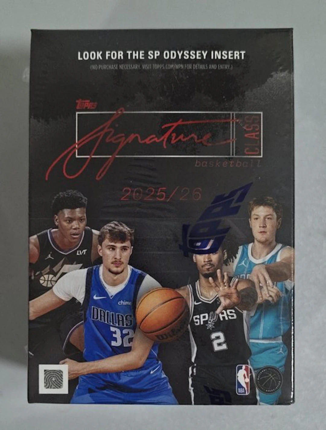 2025/26 Topps Signature Series Original packaging - 1 Sealed box - Good (GD)