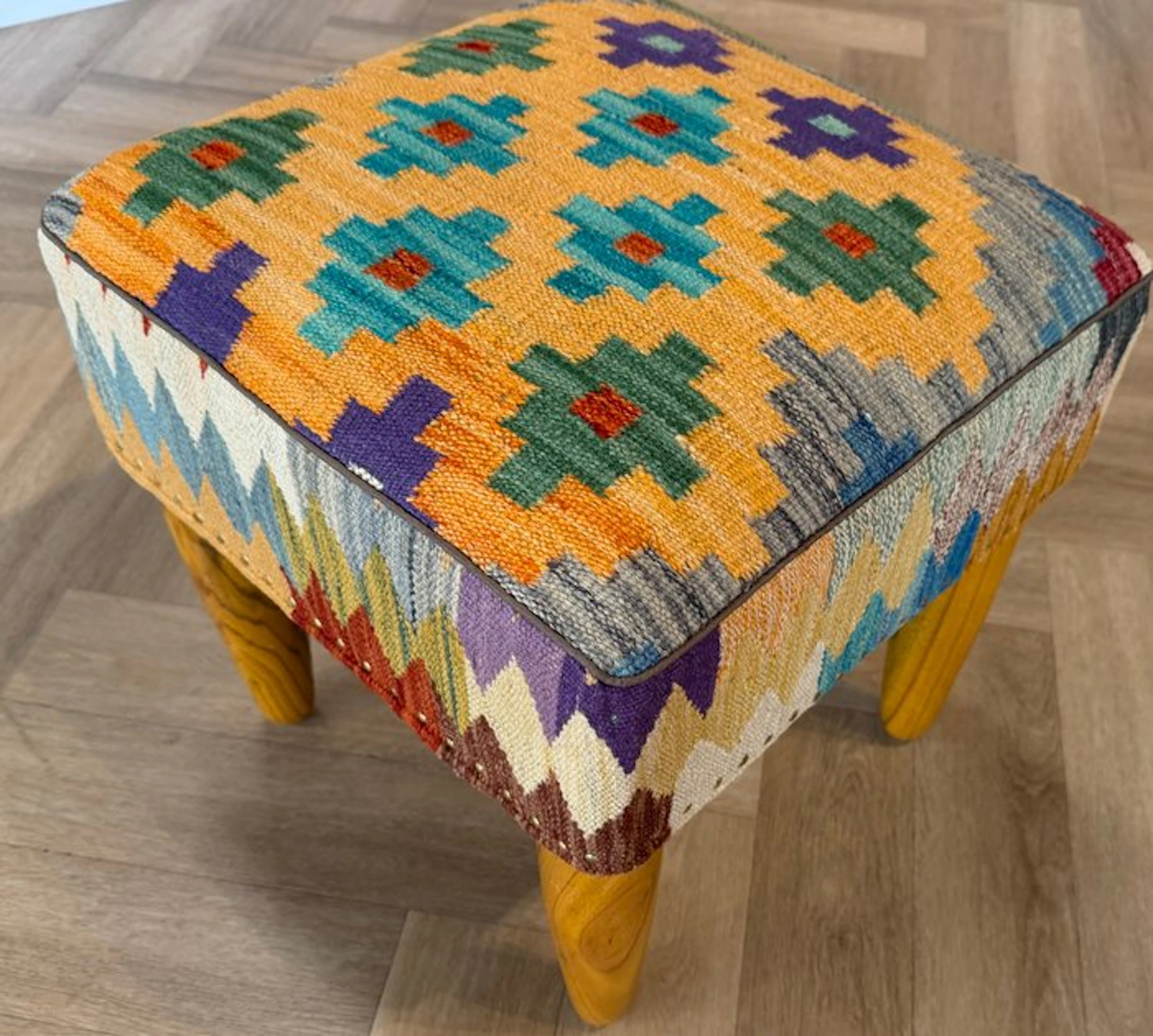 Pouffe - Pouf Kilim - ( unused ) - kilim handwoven - Wool and wood