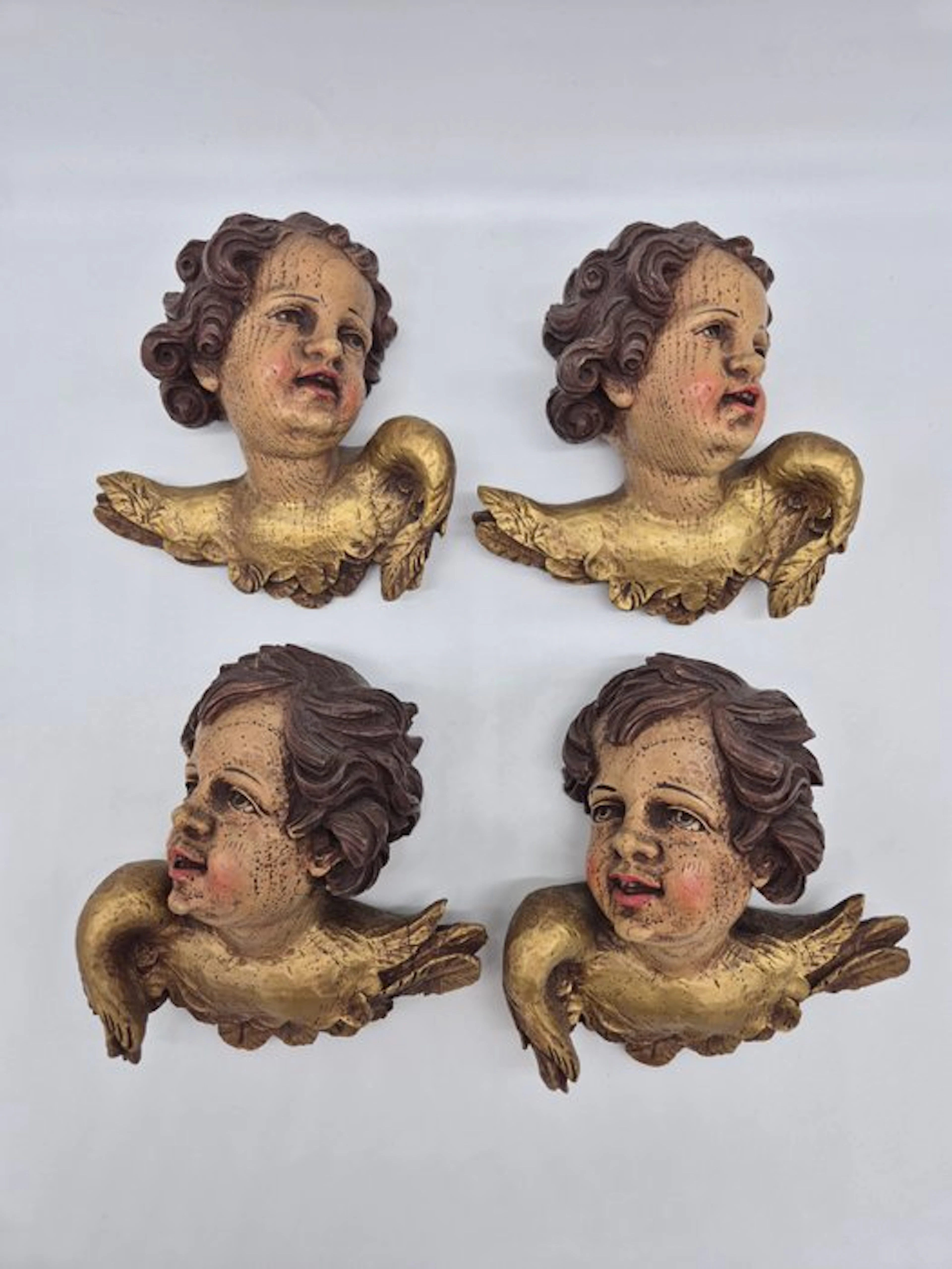 Gilde, 4 Engelsköpfe mit Flügeln im Barockstil - Figure (4) - stone casting