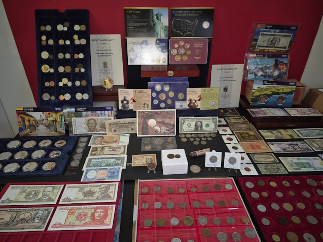 World. World Collection – Silver Coins from