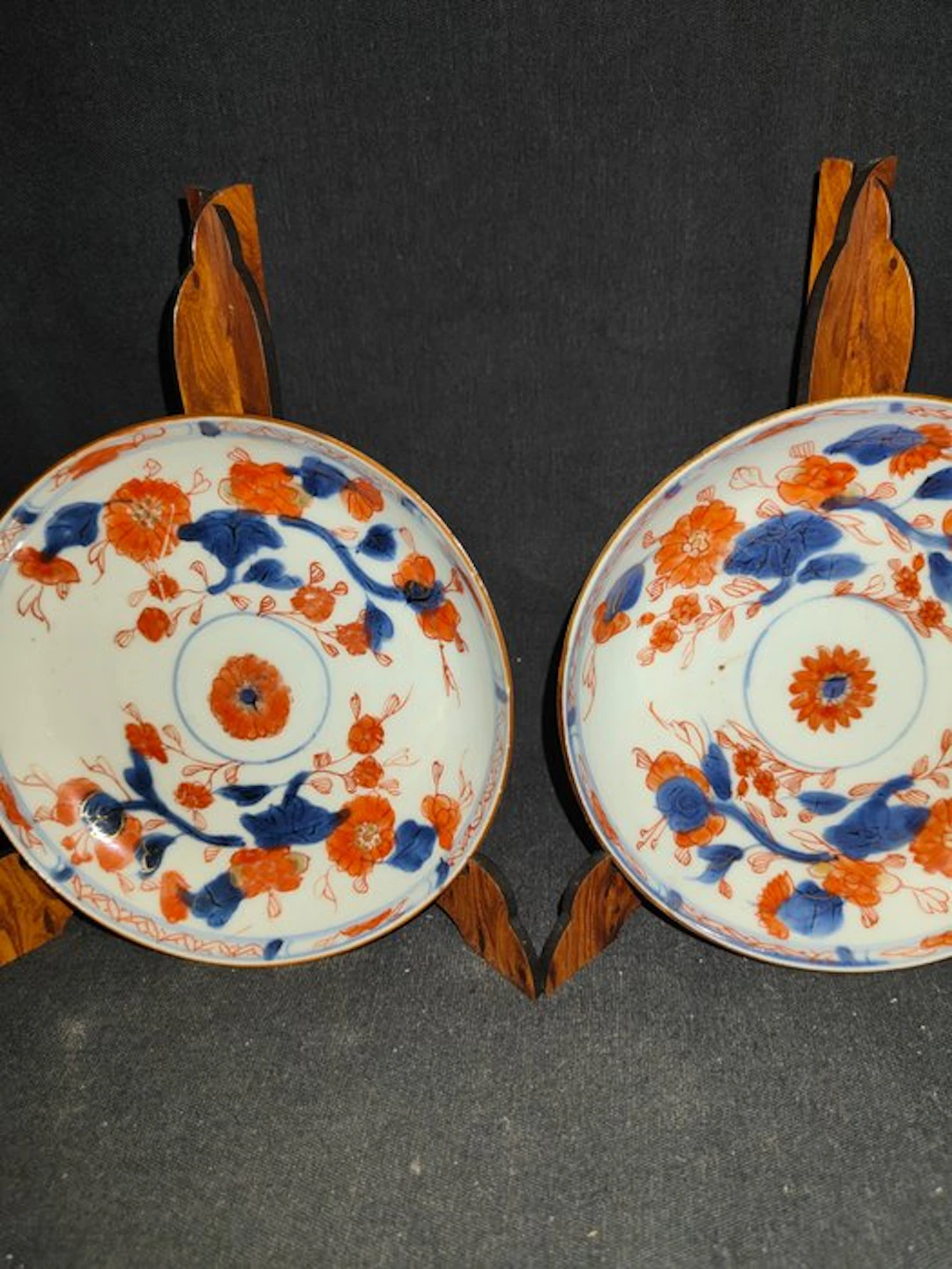 Kangxi blue-and-white with alum-red small dish - Kangxi (1662-1722)
