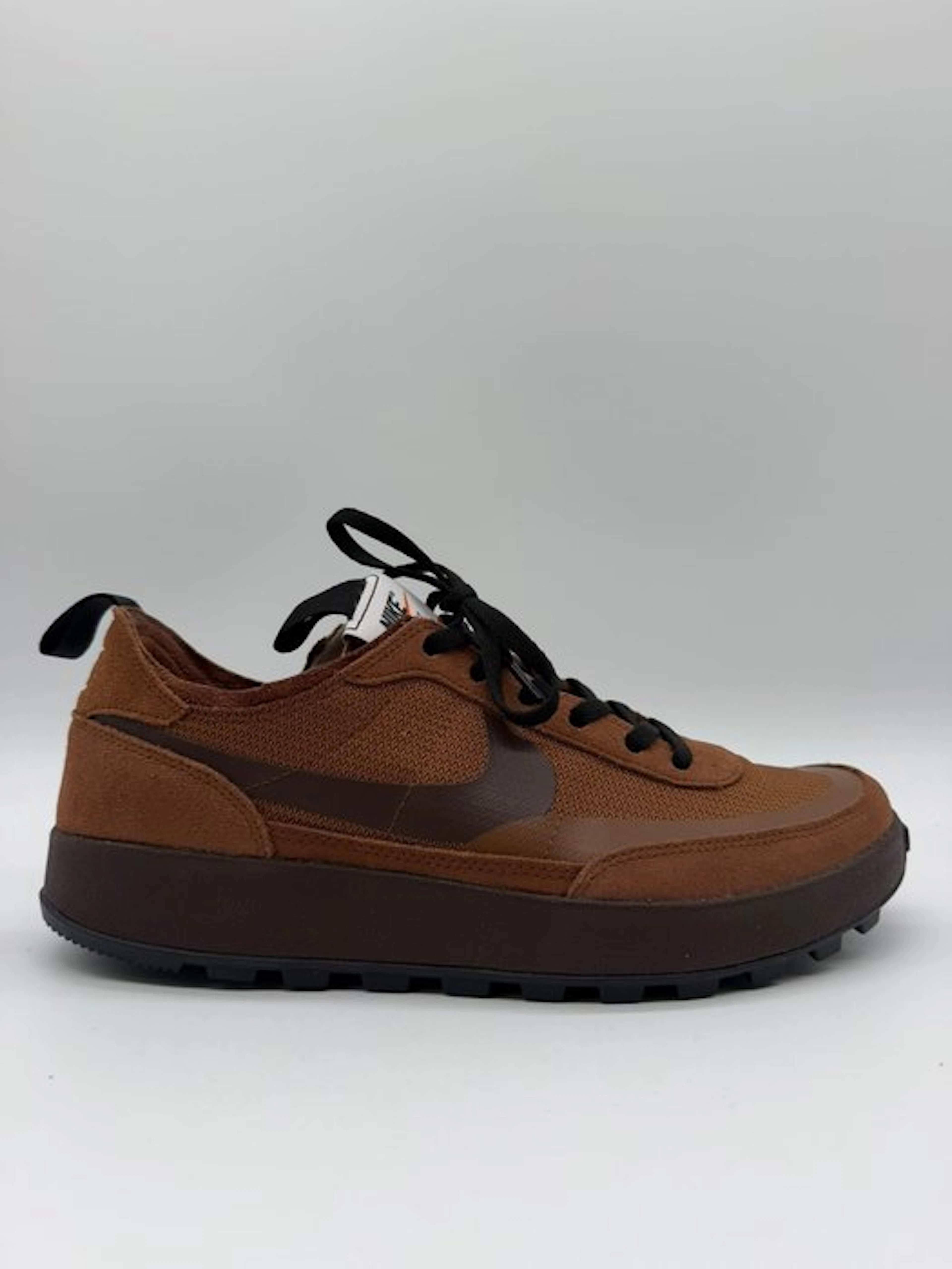 Nike - Nike Tom Sachs GPS Brown - Sneakers - Size: EU 45