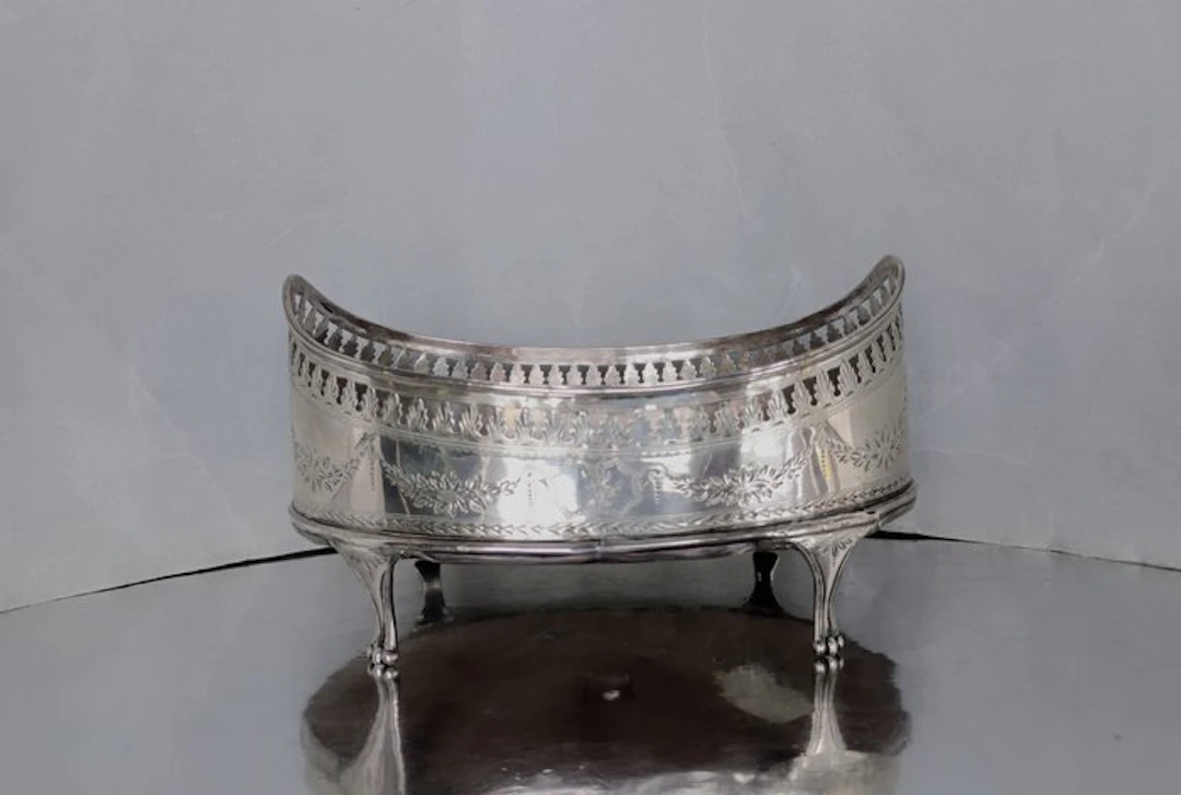 237 Years Old Adam Neo Classical Era Centerpiece - Jardinière - .925 silver