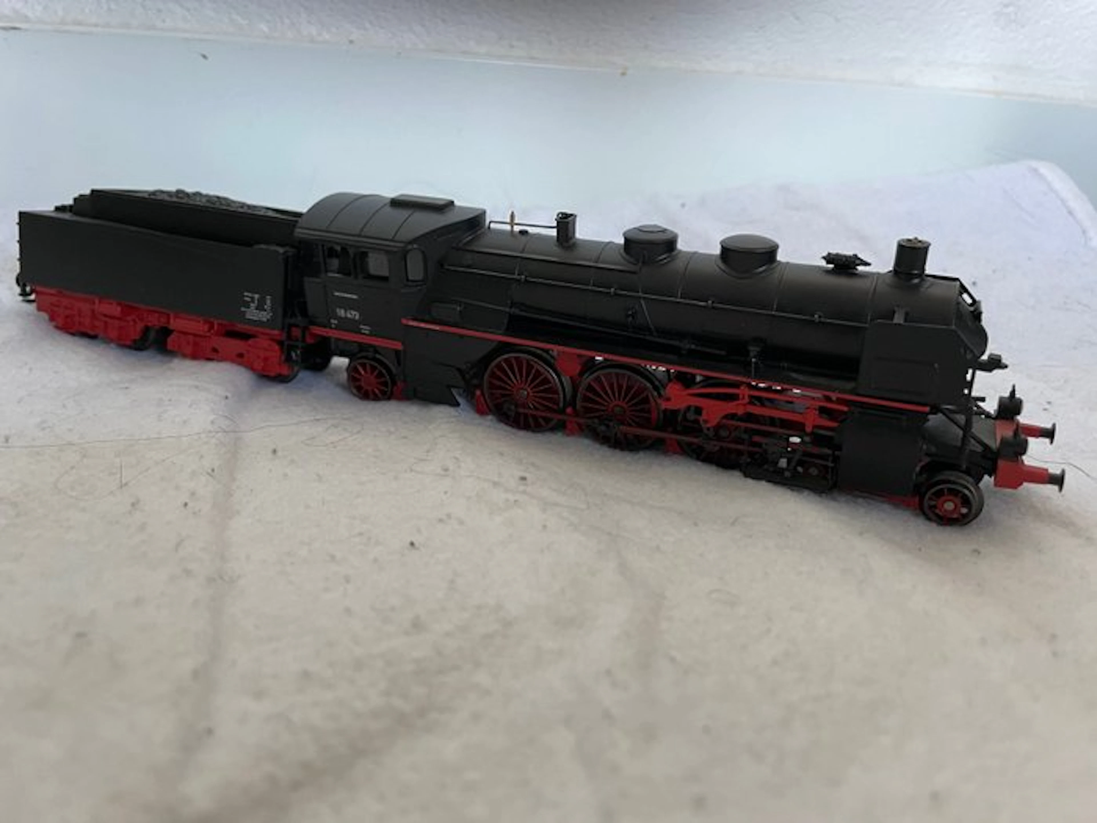 Märklin H0 - uit set 29855 - Steam locomotive with tender...