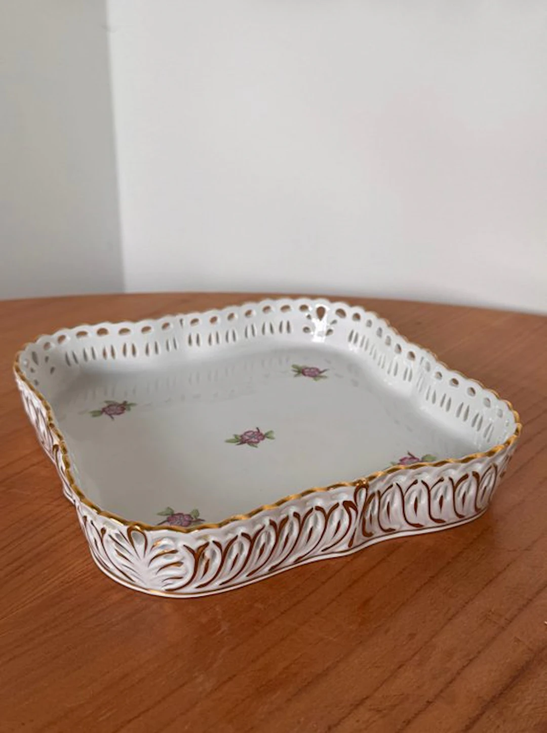 Herend - Platter - Porcelain - Pink Small Flowers