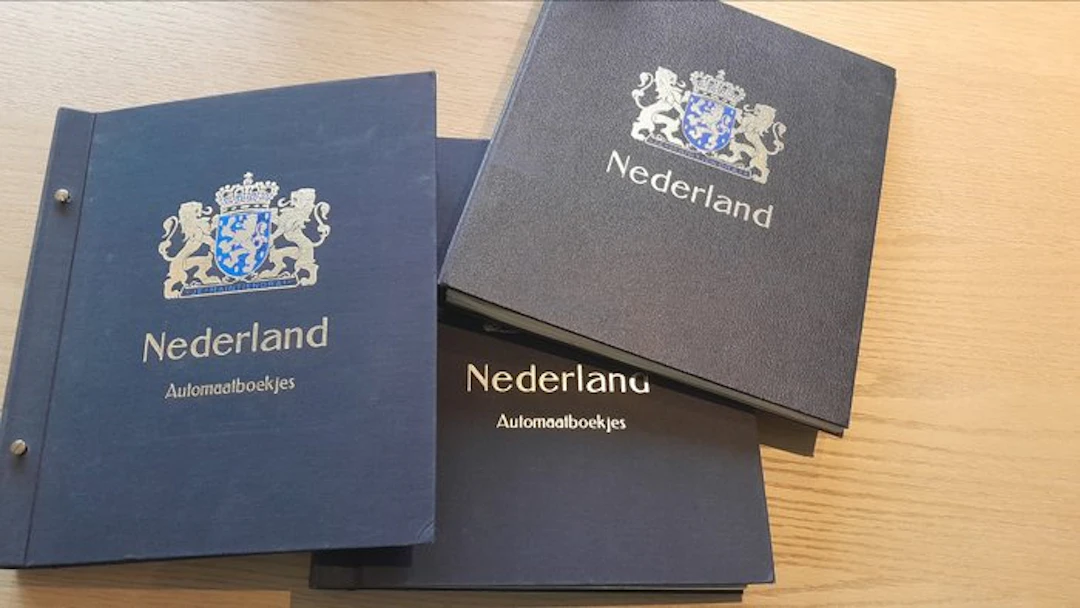 Netherlands 1964/1982 - Collection of stamp booklets and...