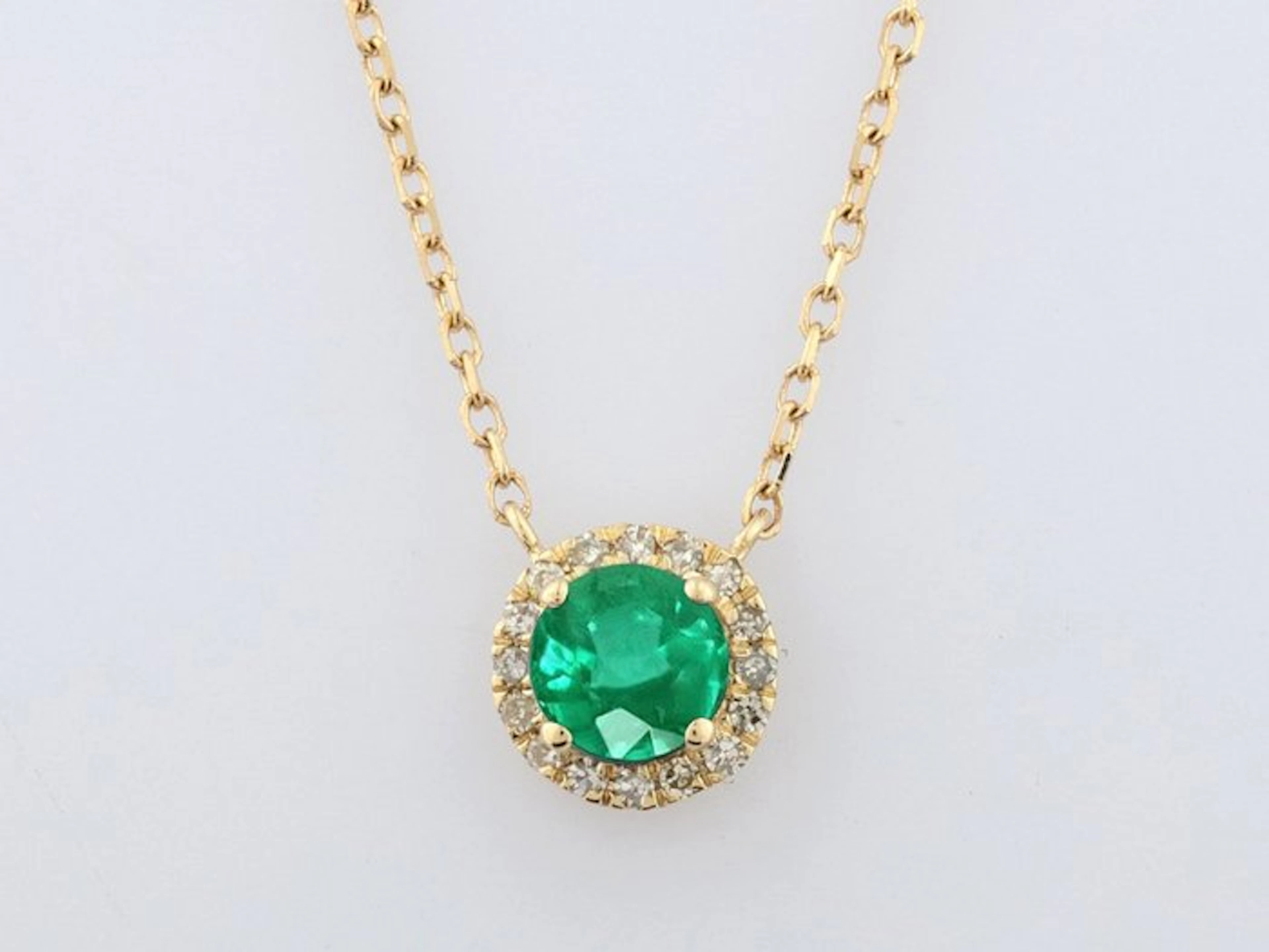 Necklace with pendant - 14 kt. Yellow gold - 0.30ct. tw. Emerald - Diamond