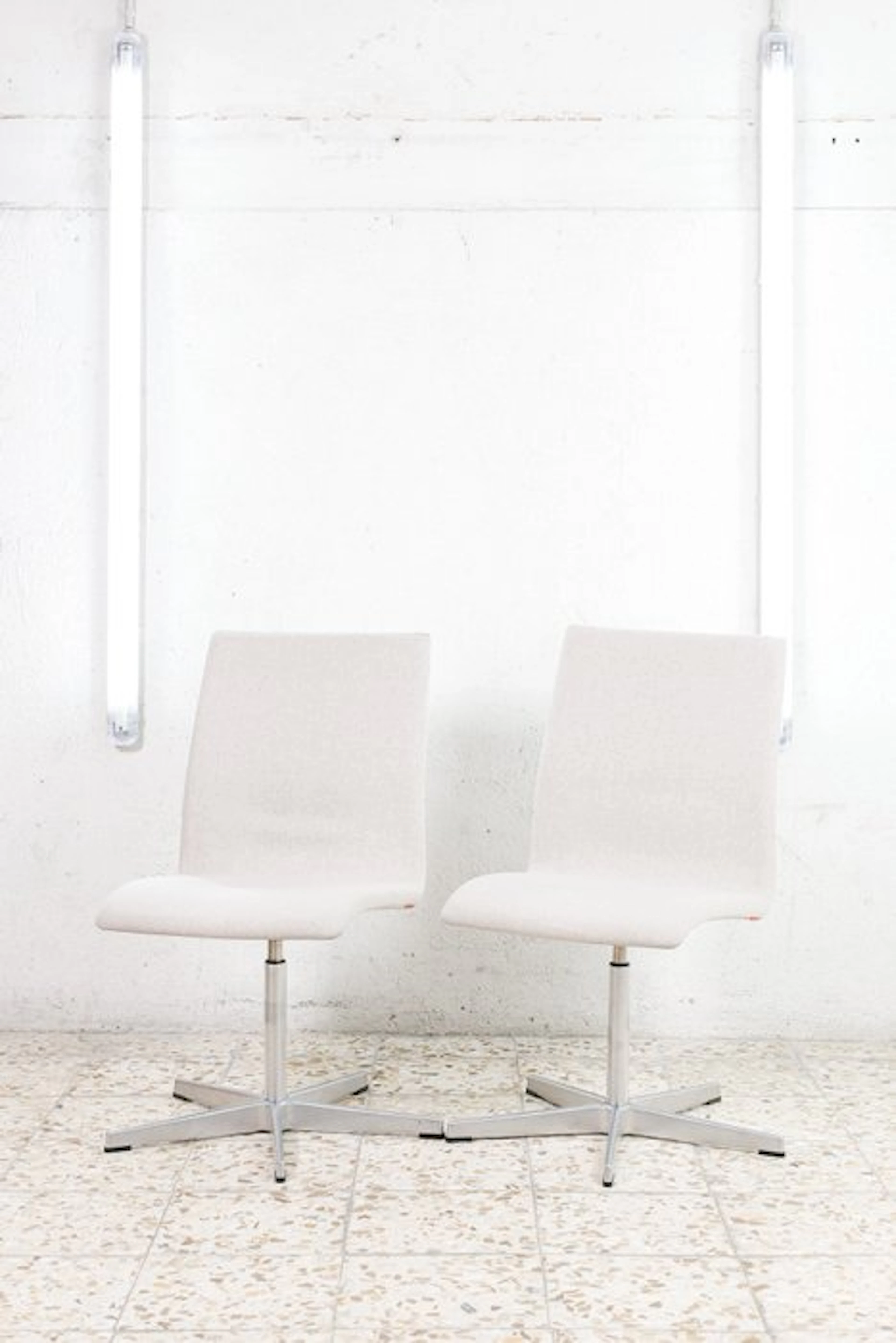 Fritz Hansen - Arne Jacobsen - Chair - Oxford Office Chair - Steel, Wool