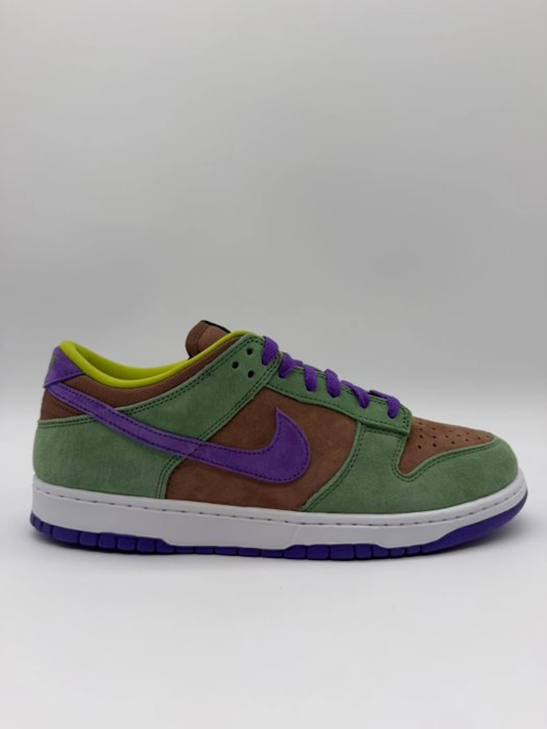Nike - Nike Dunk Low Veneer - Sneakers - Size: EU 44.5