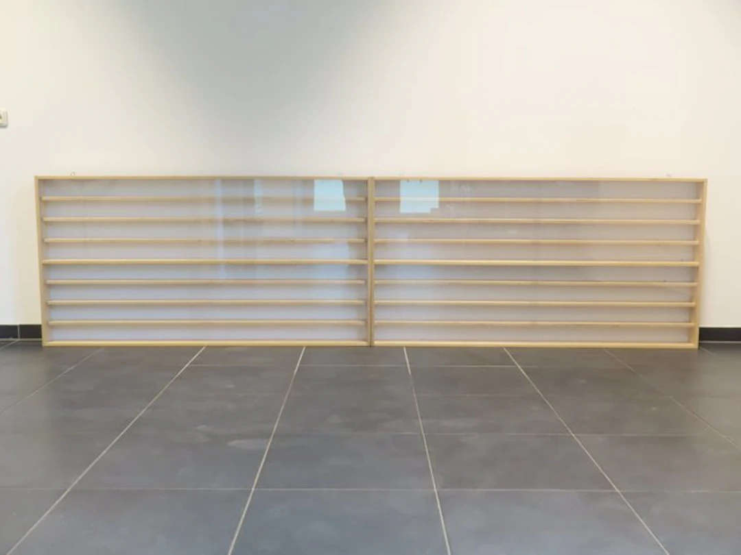 Heins - Display case - Wood