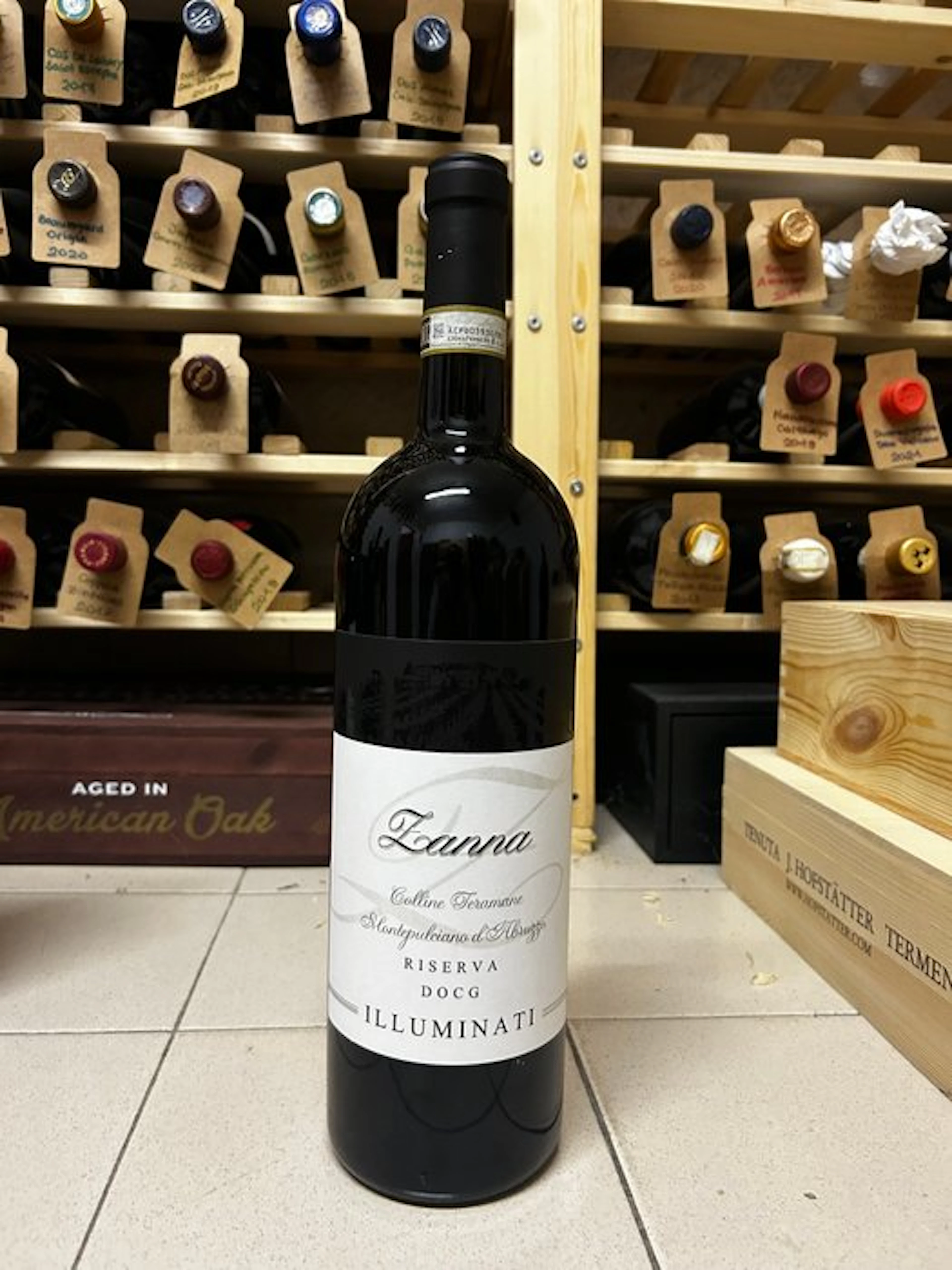 2019 Illuminati, Zanna Montepulciano - Abruzzo Riserva - 1 Magnums (1.5L)