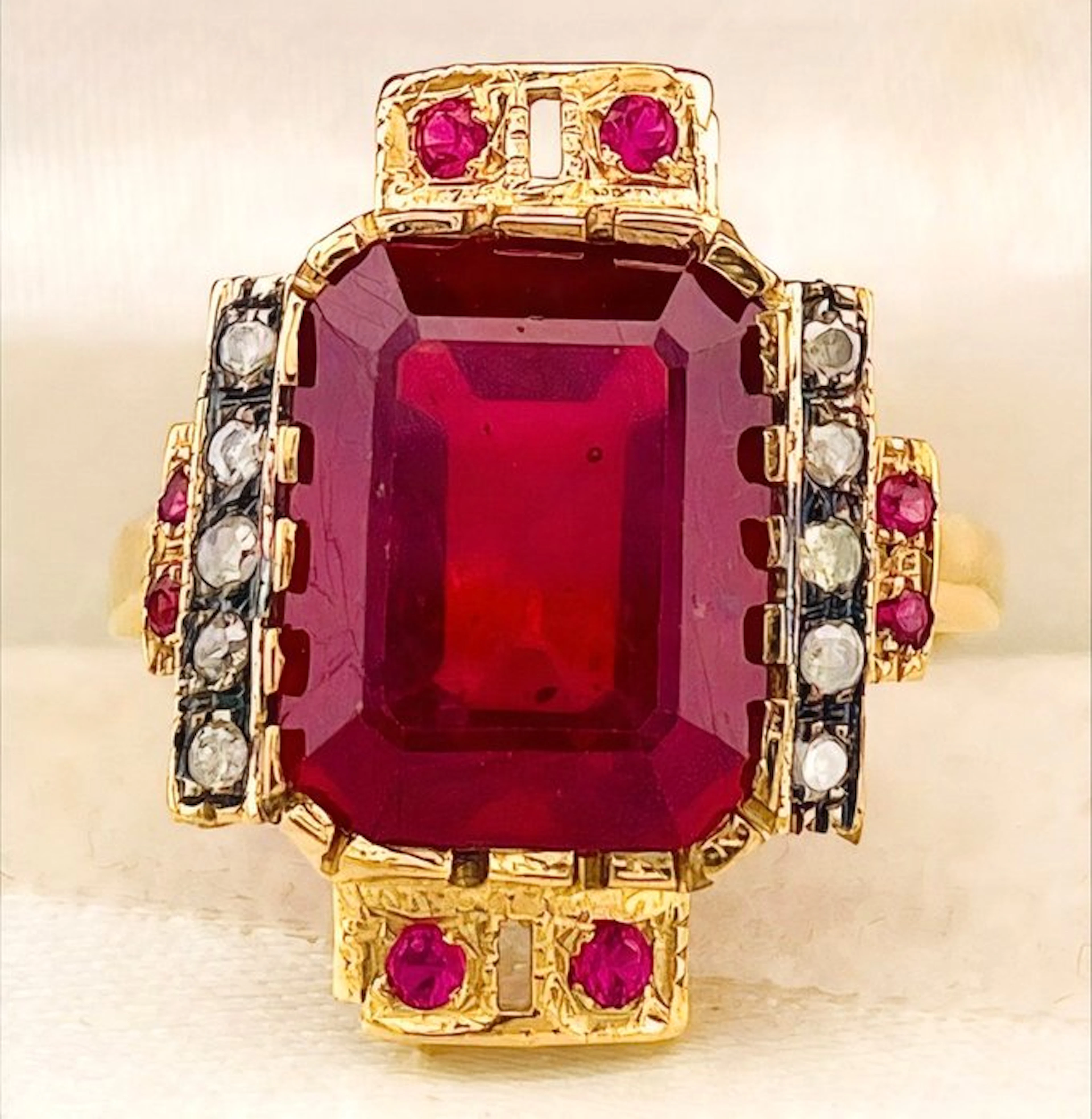 No reserve price - Ring - 9 kt. Yellow gold, Silver Ruby - Diamond