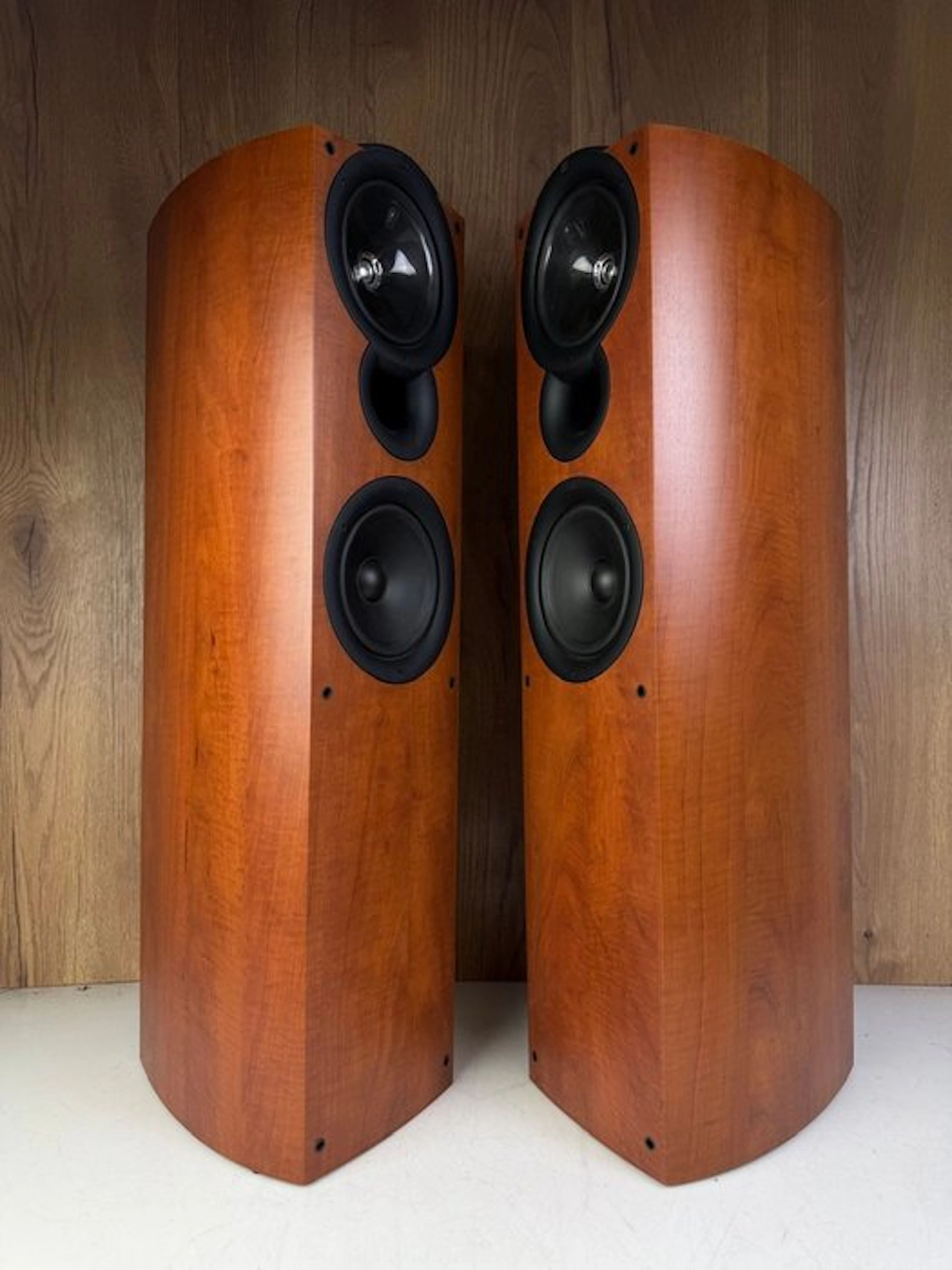 Kef - Q5 - Q Series Speaker set