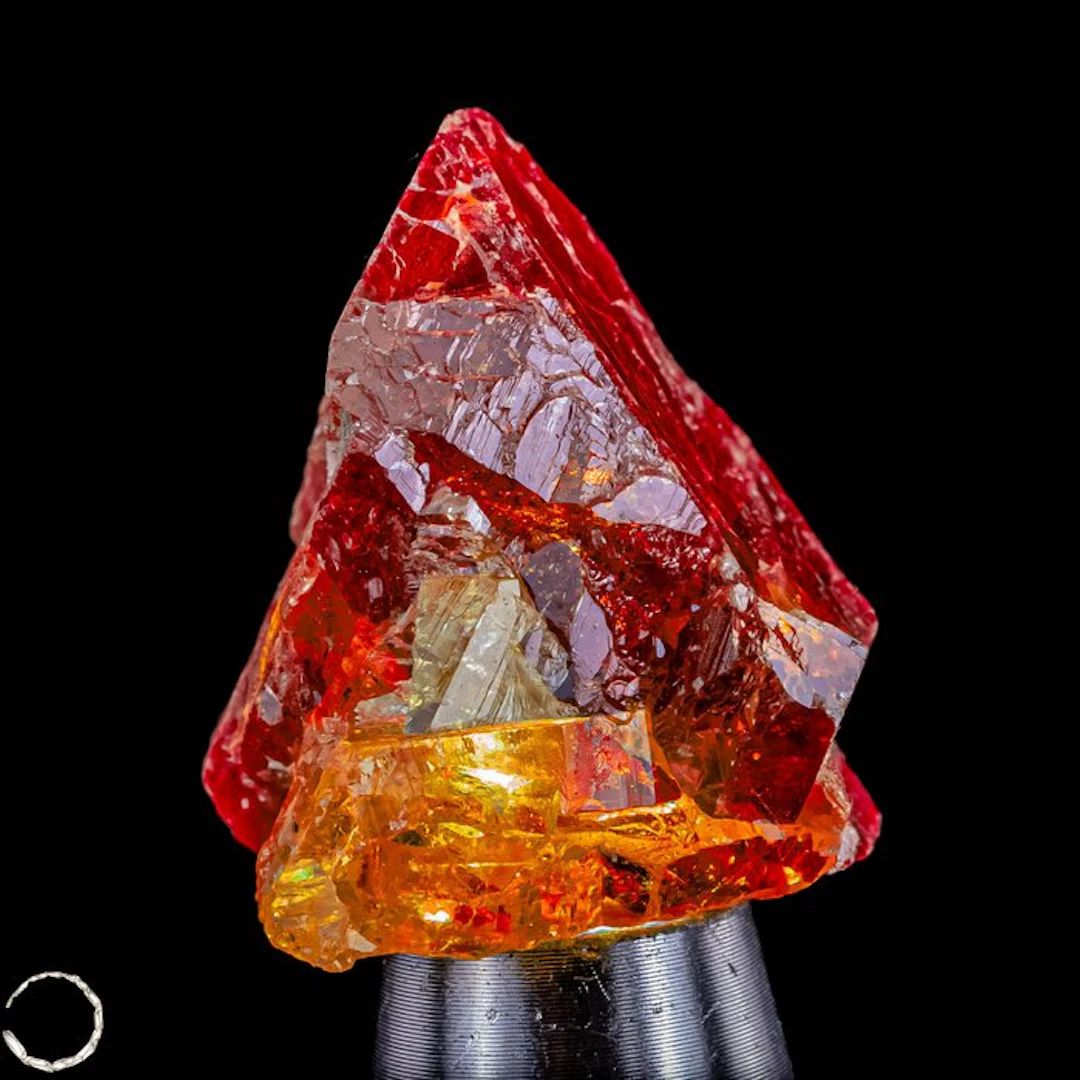 Natural sphalerite rough crystal - Exceptional rough...