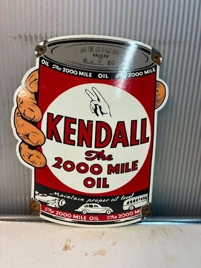 Kendall Motor Oil – The 2000 Mile Oil – Shaped...