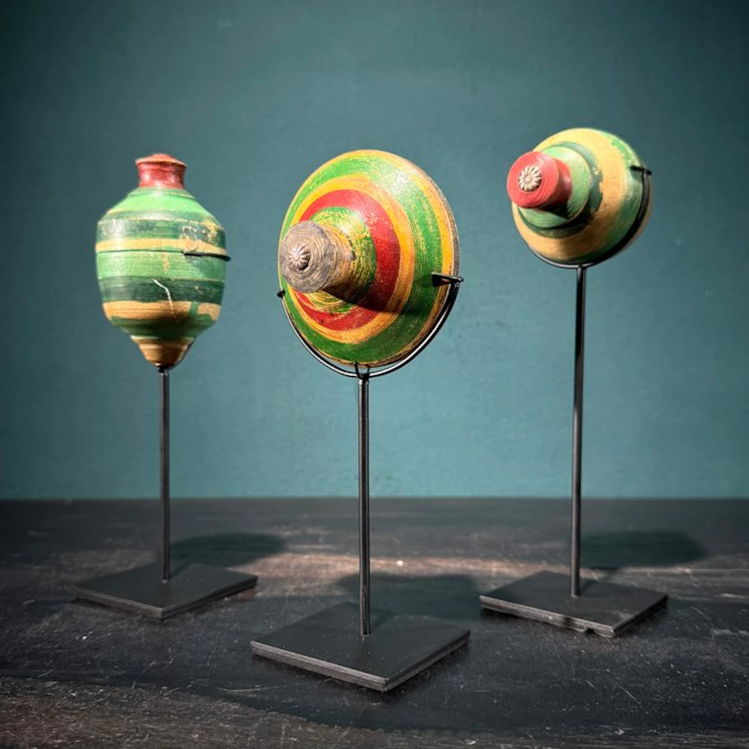 NO RESERVE PRICE - Spinning tops (3) - Gasing - Spinning top - 2020+