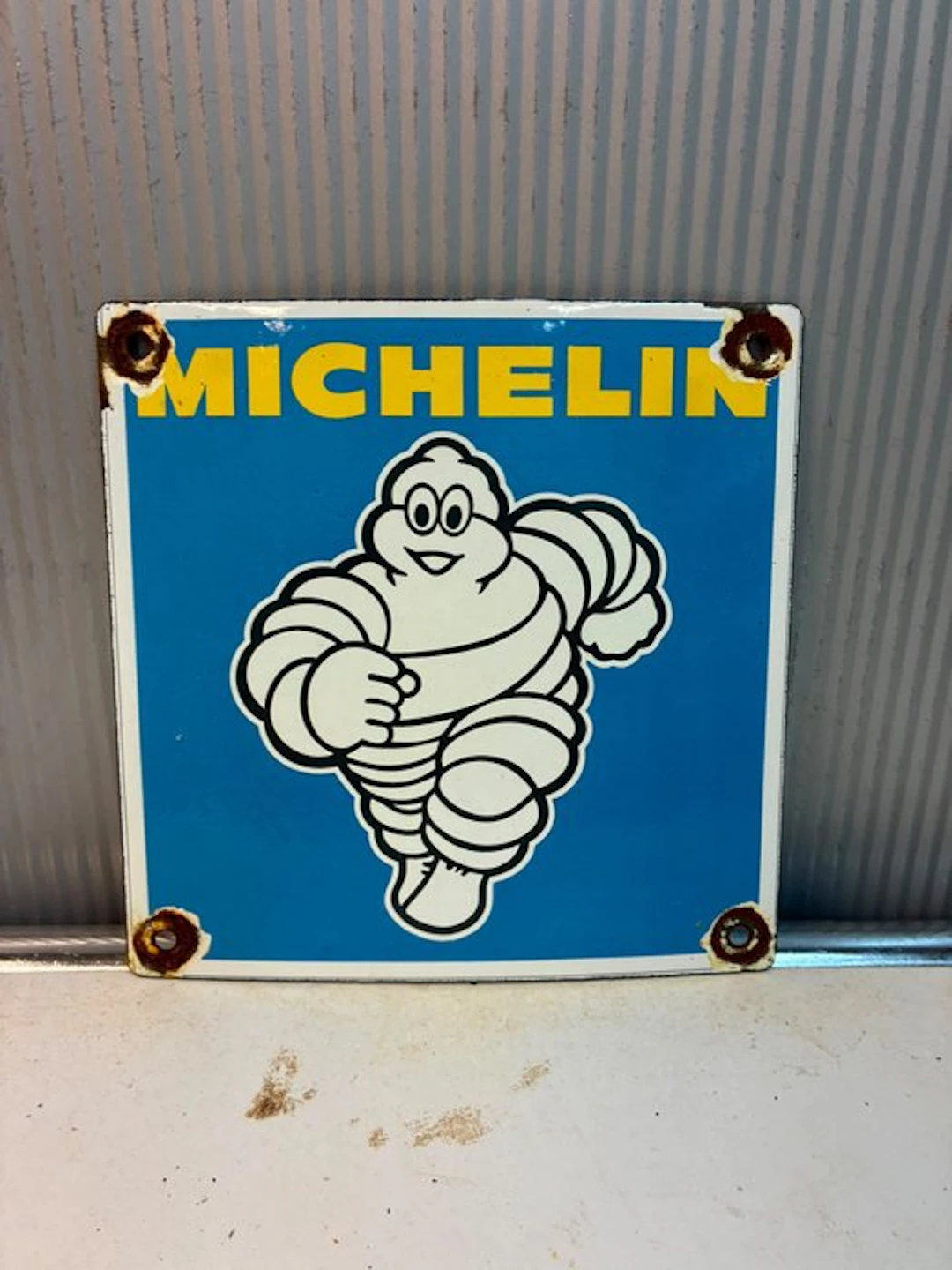 Michelin – Bibendum Michelin Man – Emaille Reclamebord - Enamel sign - Enamel