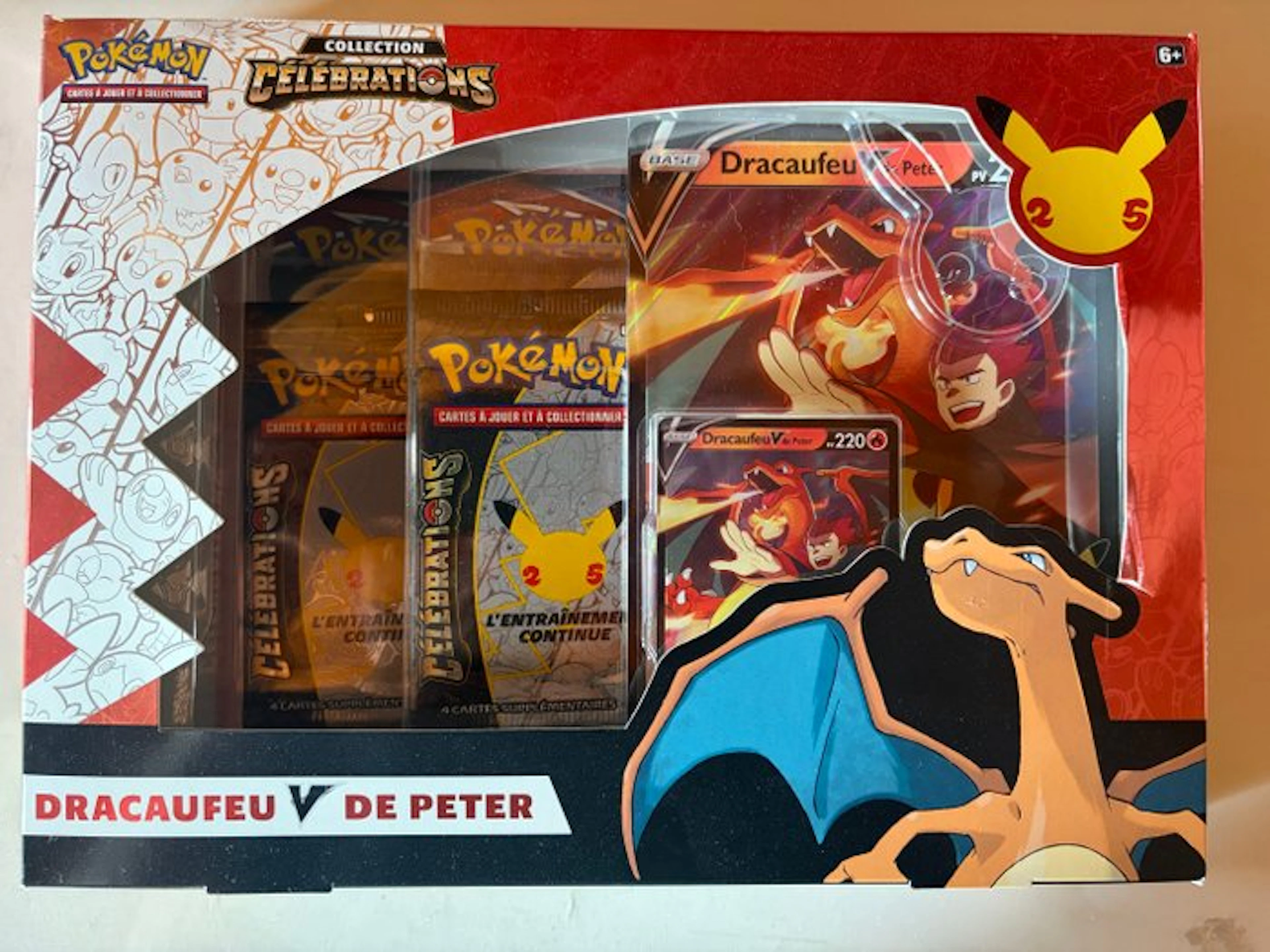 Pokémon - 1 Box - Pokémon coffret DRACAUFEU V DE PETER francais