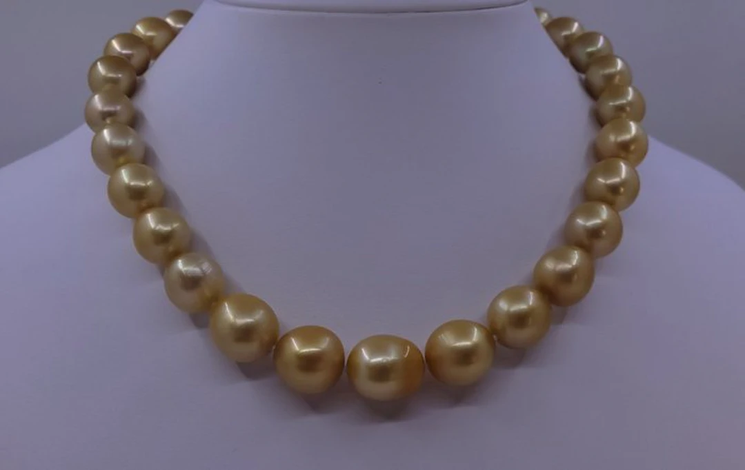 Necklace - 14 kt