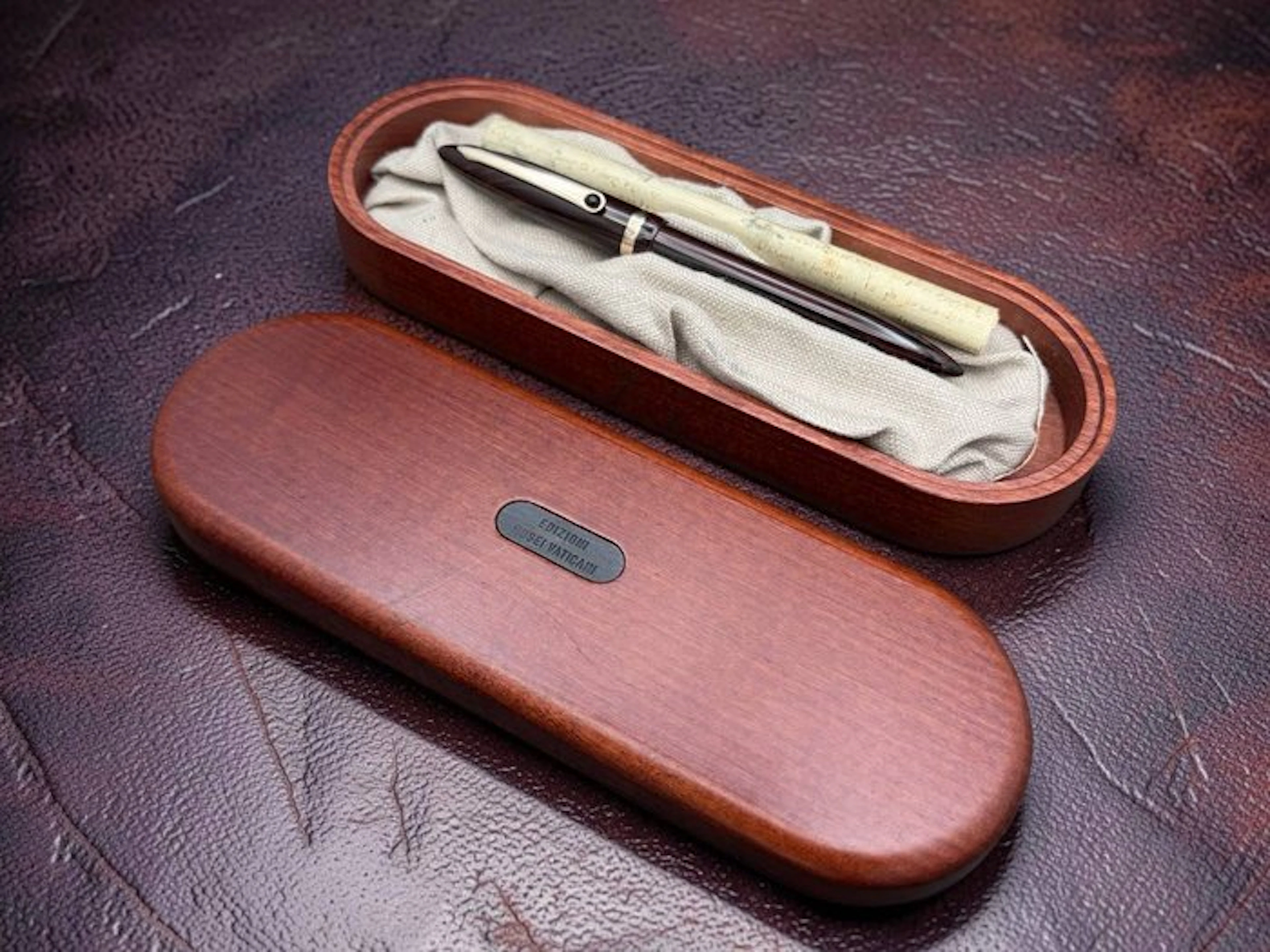Pineider - Edizioni Musei Vaticani (Woodgrain) - Plumín...
