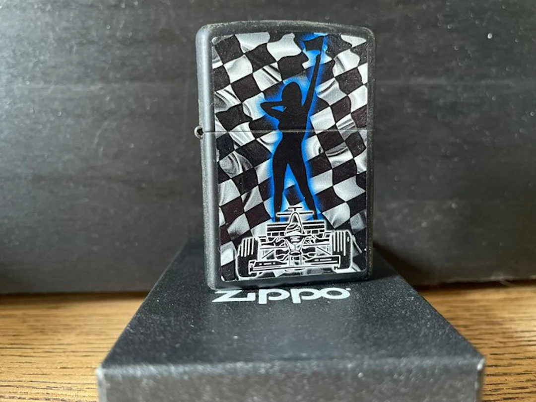 Zippo - Zippo Noir « Racing / Formule 1 » – Édition Sport...