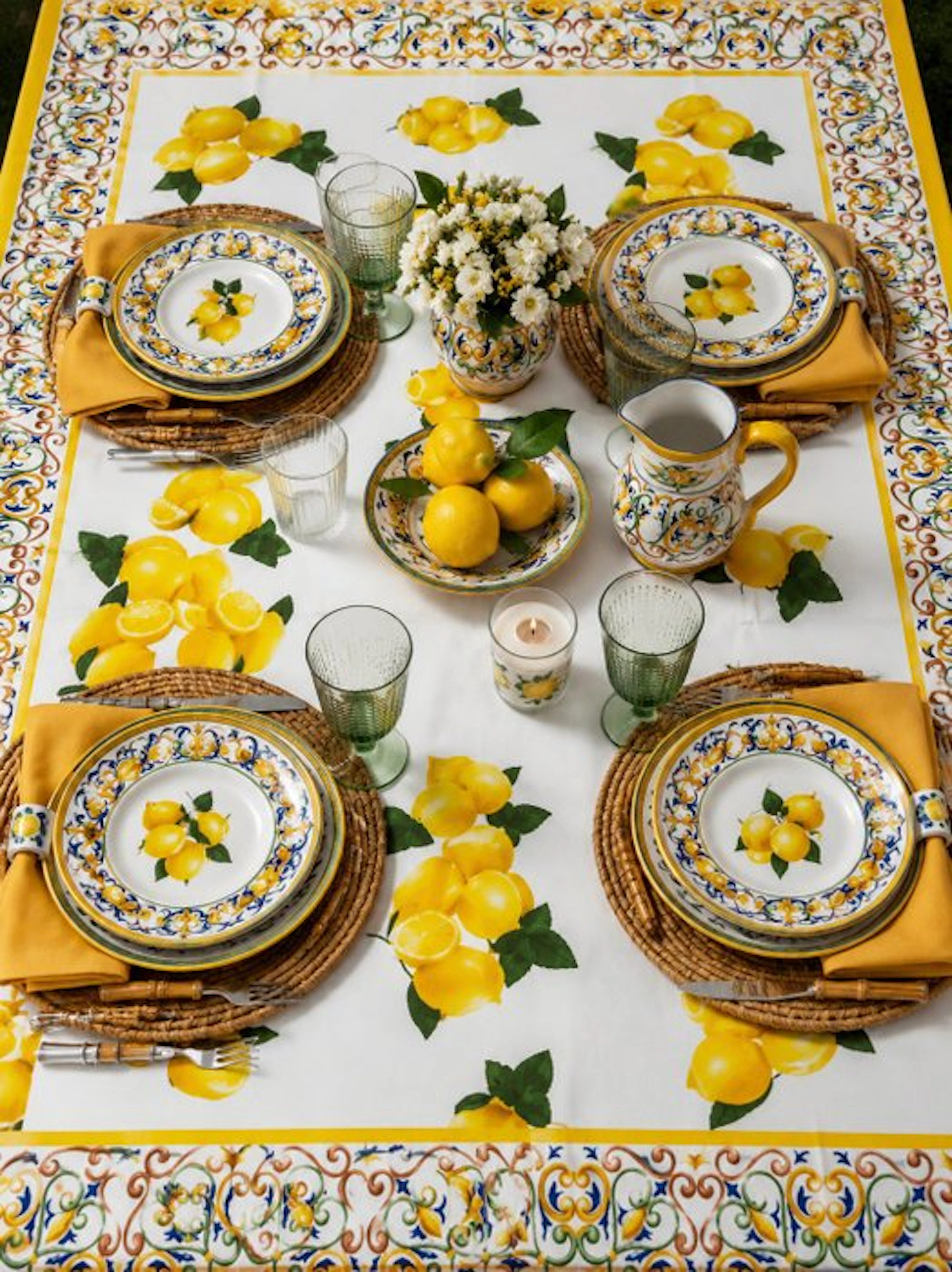 Tablecloth for large banquets