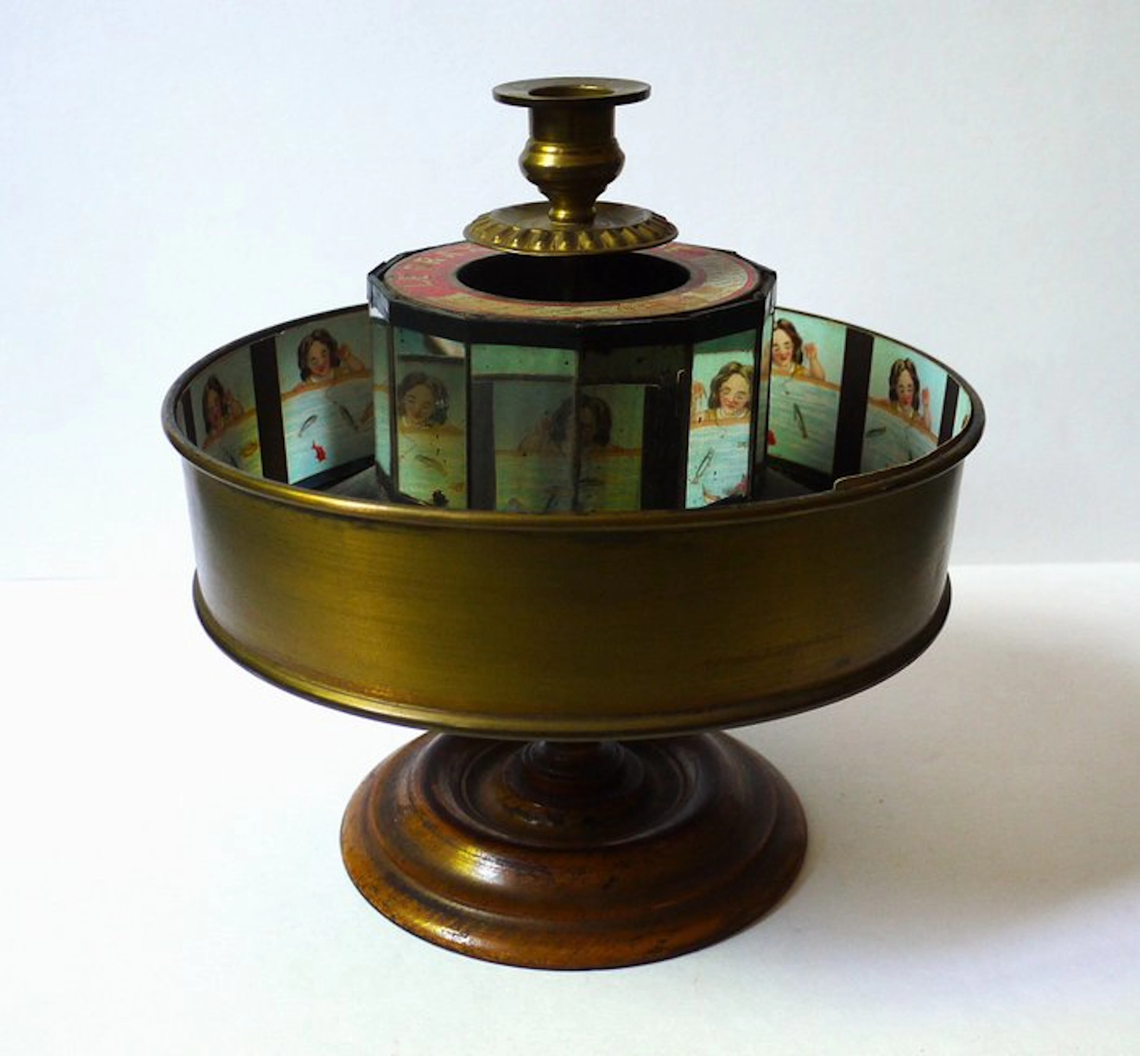 Optical toy - "Le Praxinoscope" (1889) mit 10...