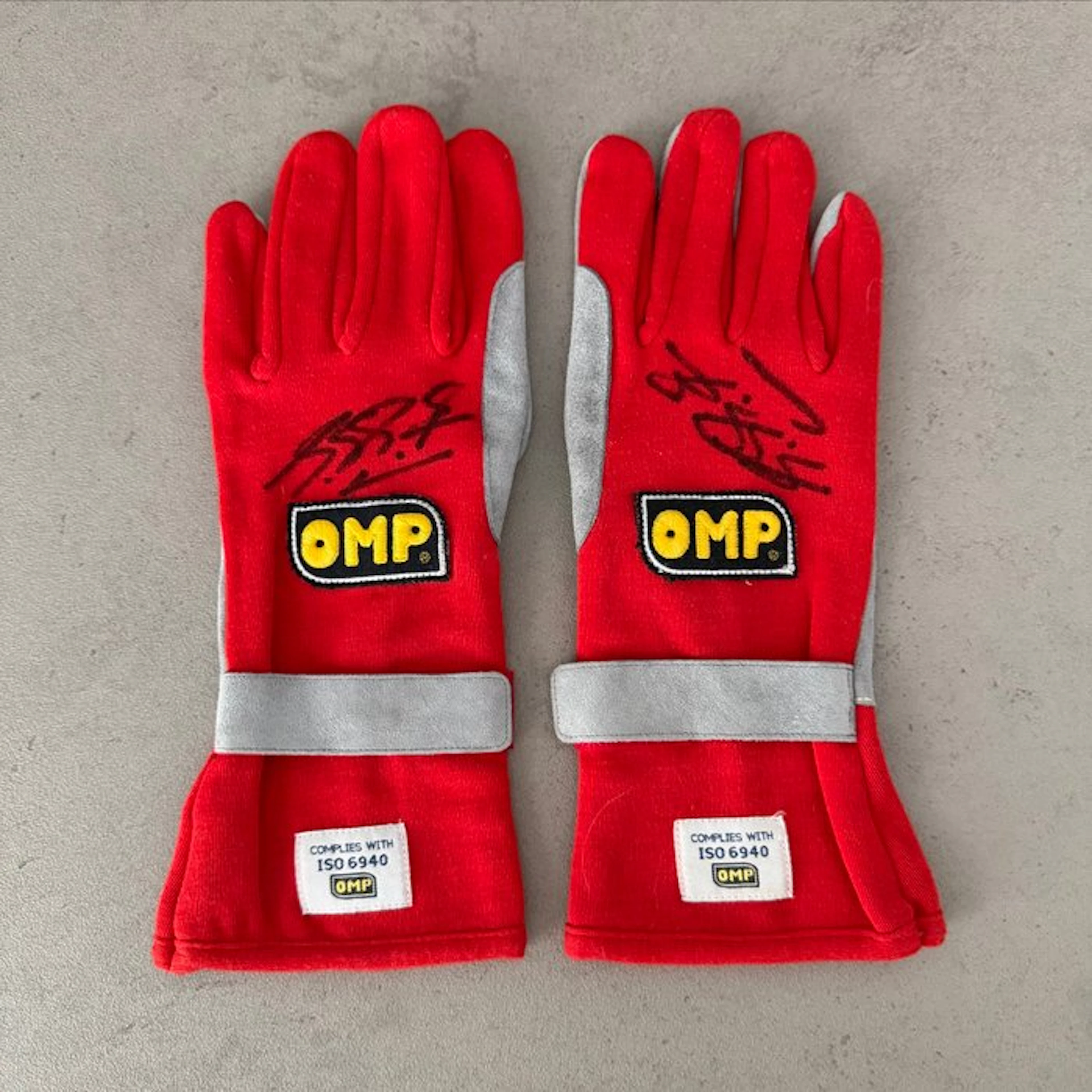 Ferrari - Formula One - Michael Schumacher - 1997 - Race gloves