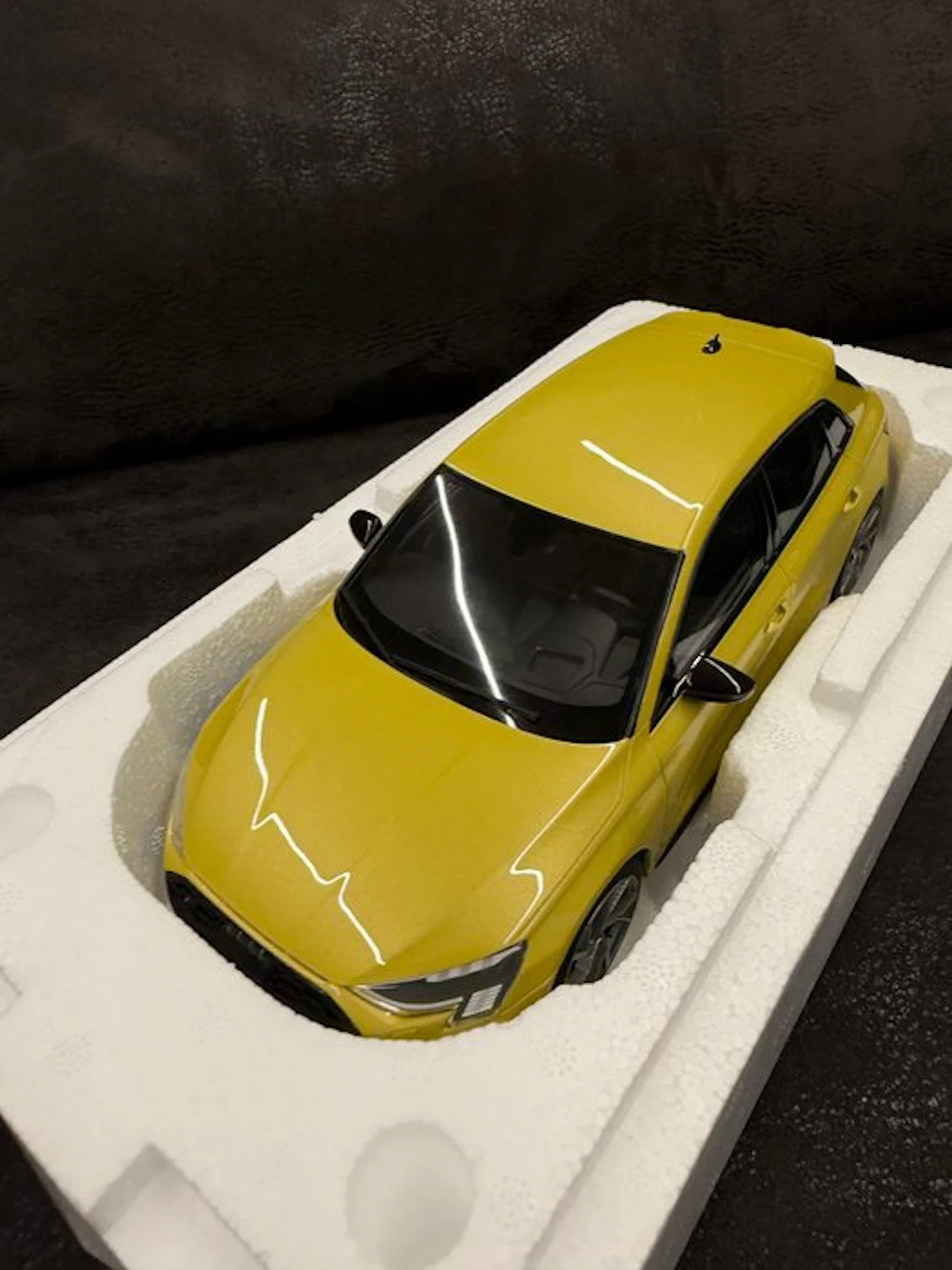 GT Spirit 1:18 - Model car - Audi S3