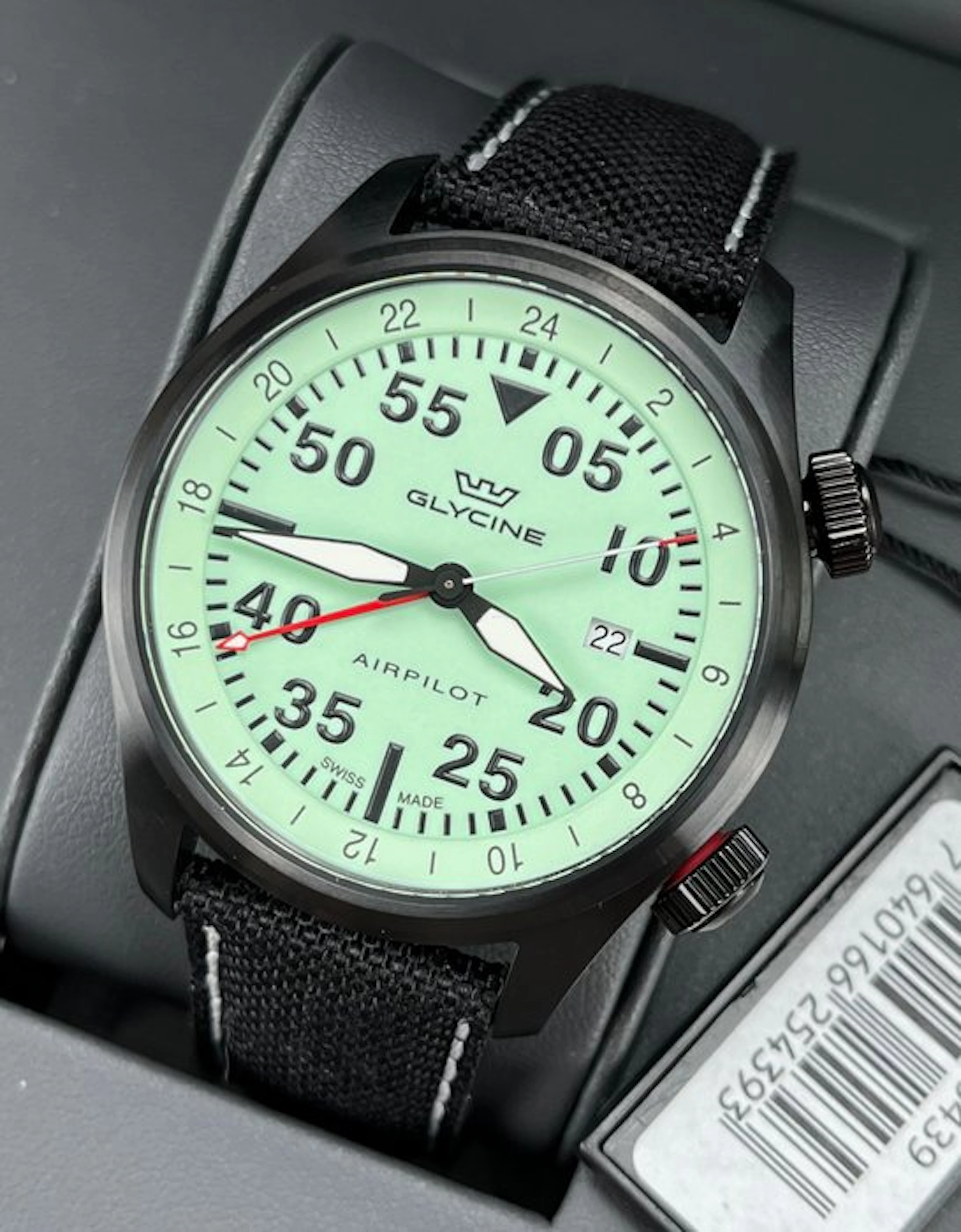 Glycine - Airpilot GMT Date Green - GL0439 - Men - 2020-2025