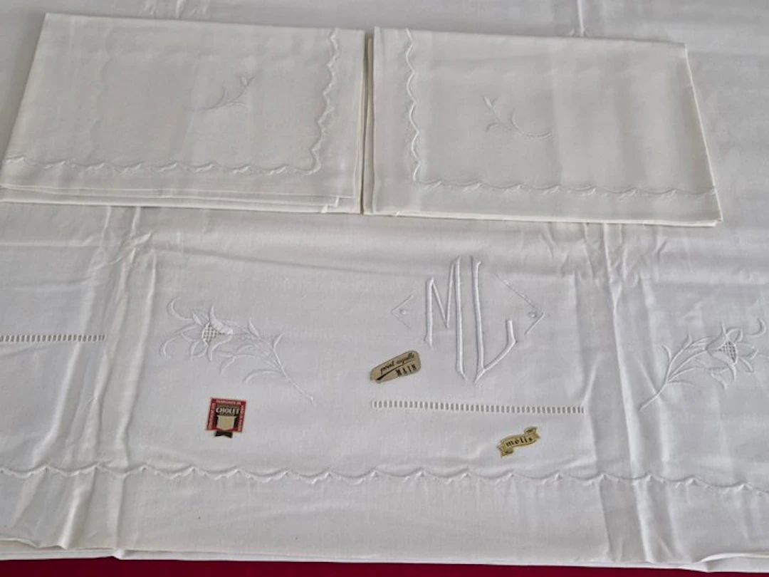 Large sheet with monogram 'ML' - Bed sheet (3) - 304 cm...