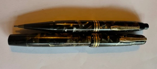 P.W. Akkerman - Pen set