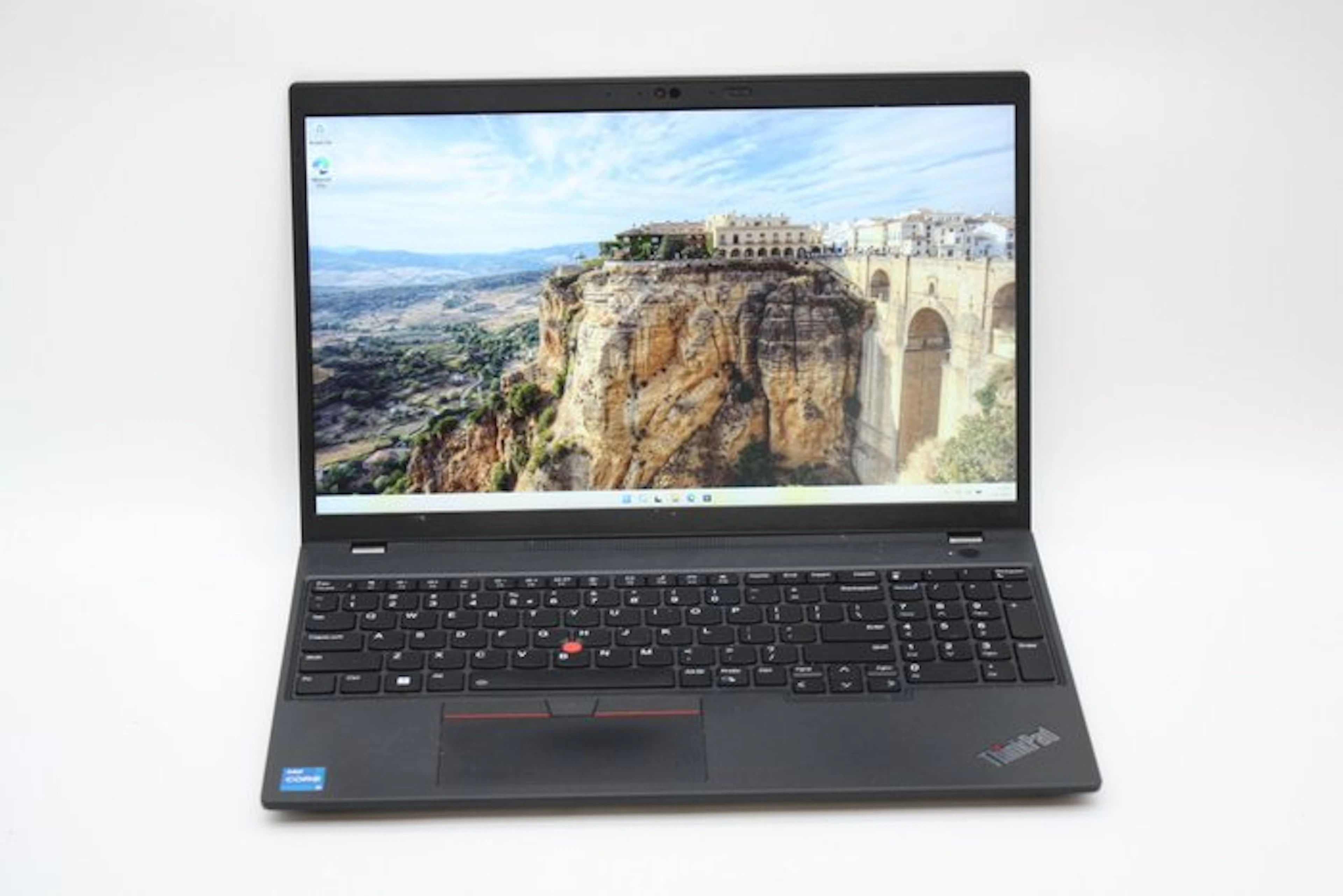 Powerhouse laptop: Lenovo ThinkPad L15 Gen 4 | Intel Core...
