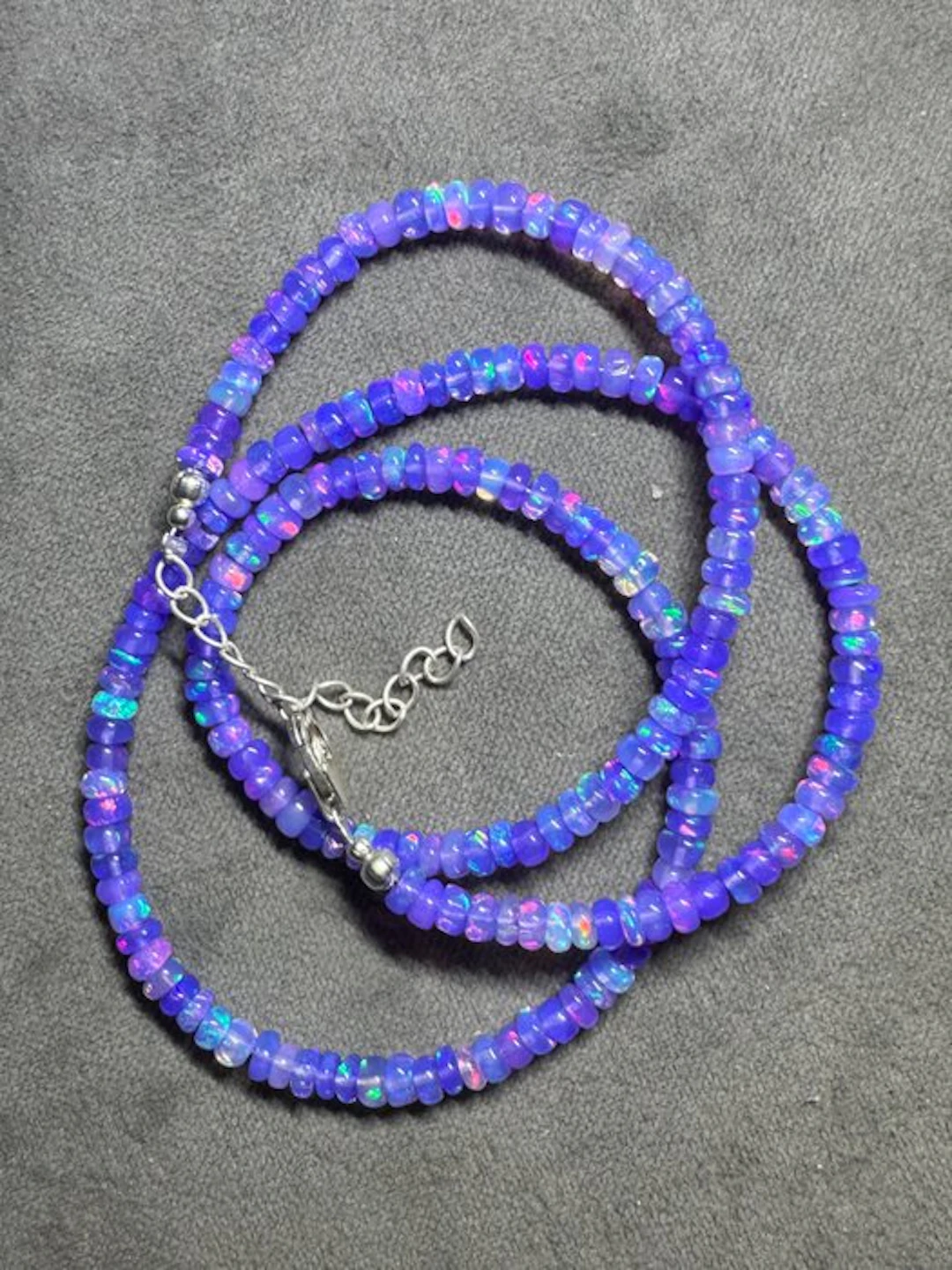 Smooth Ethiopian violet opal necklace + 925 silver...