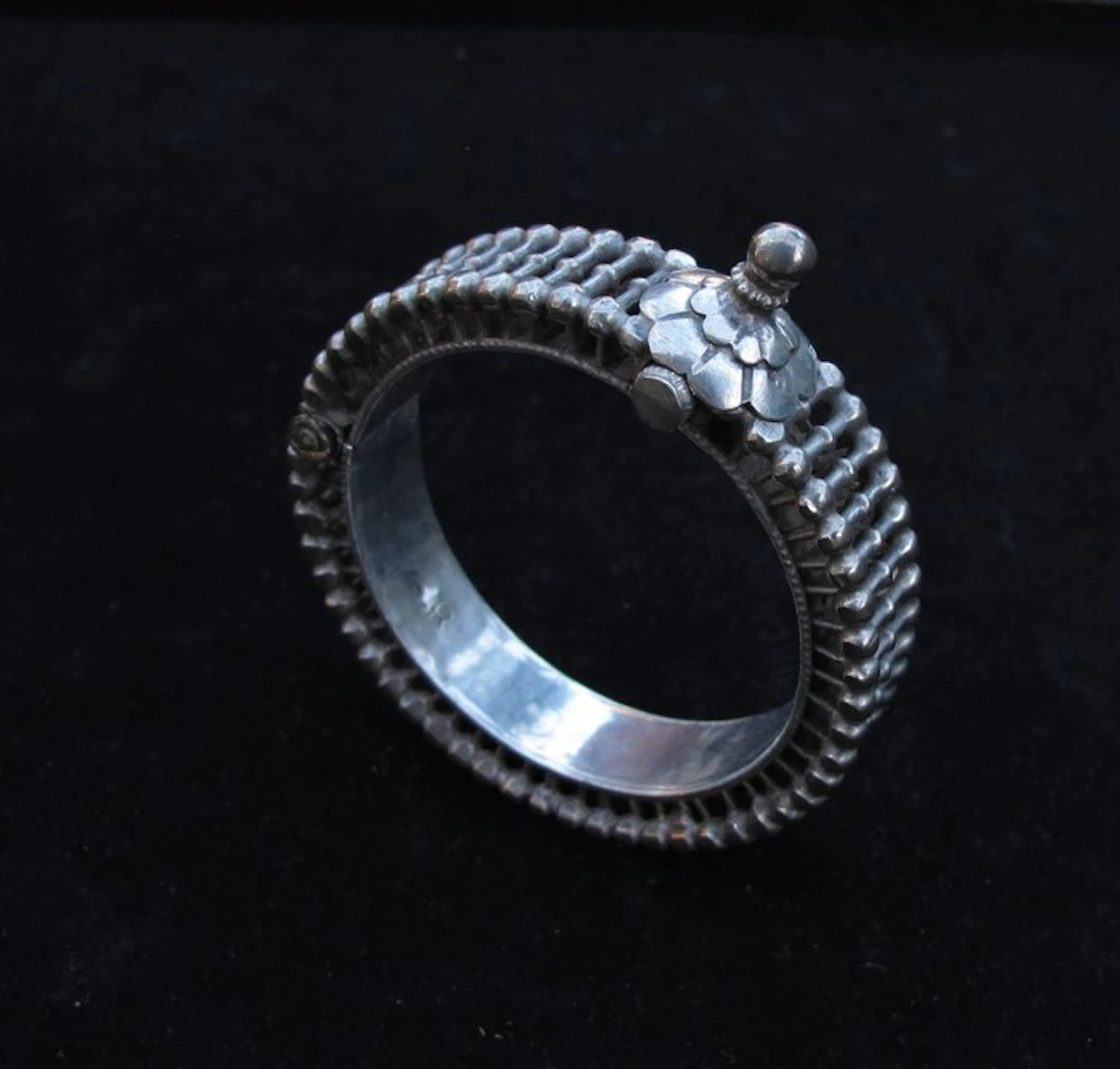 Antique silver bracelet from Rajasthan - India - Late 19th to early