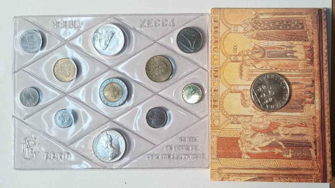 Italy. lire 500+500+1000+ 1990-1994 (No reserve price)
