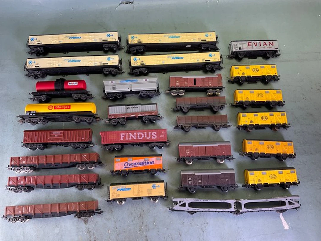 Lima H0 - Model train wagon (27) - DB, SNCF, FS
