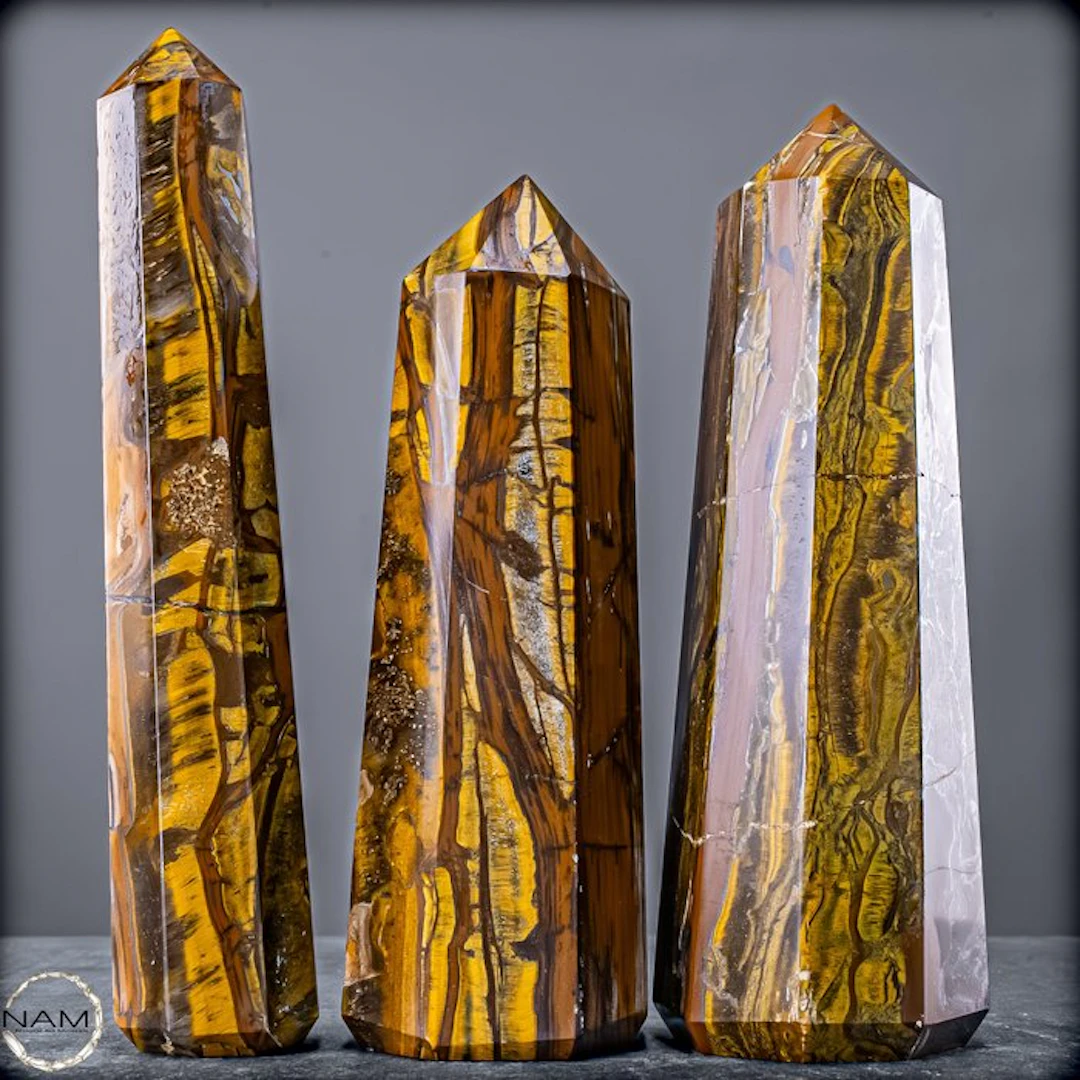 Tiger's Eye Obelisk Set – Golden-brown elegance with a...