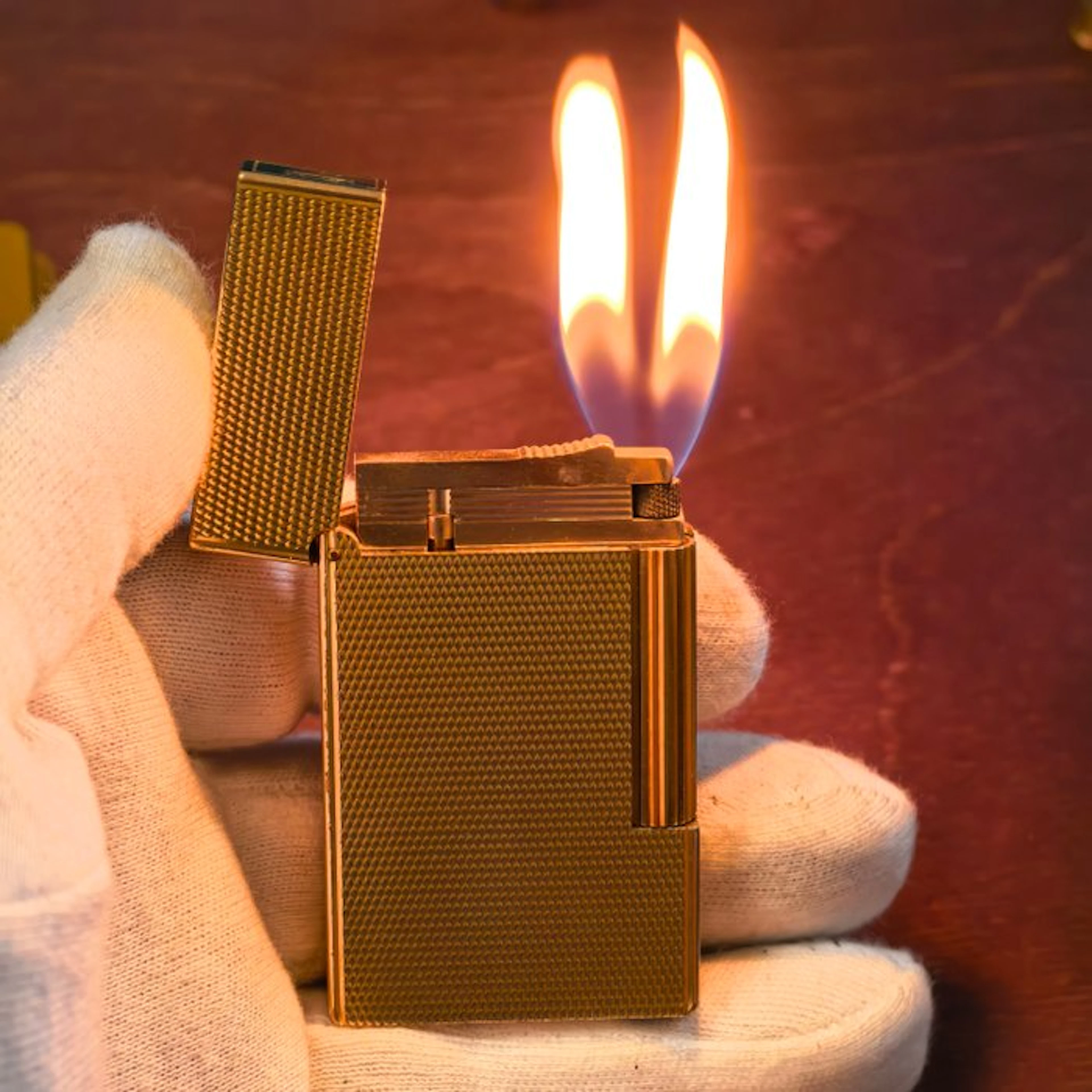 S.T. Dupont - Ligne 2 Gold-Plated Double Flame - Lighter - Gold-plated