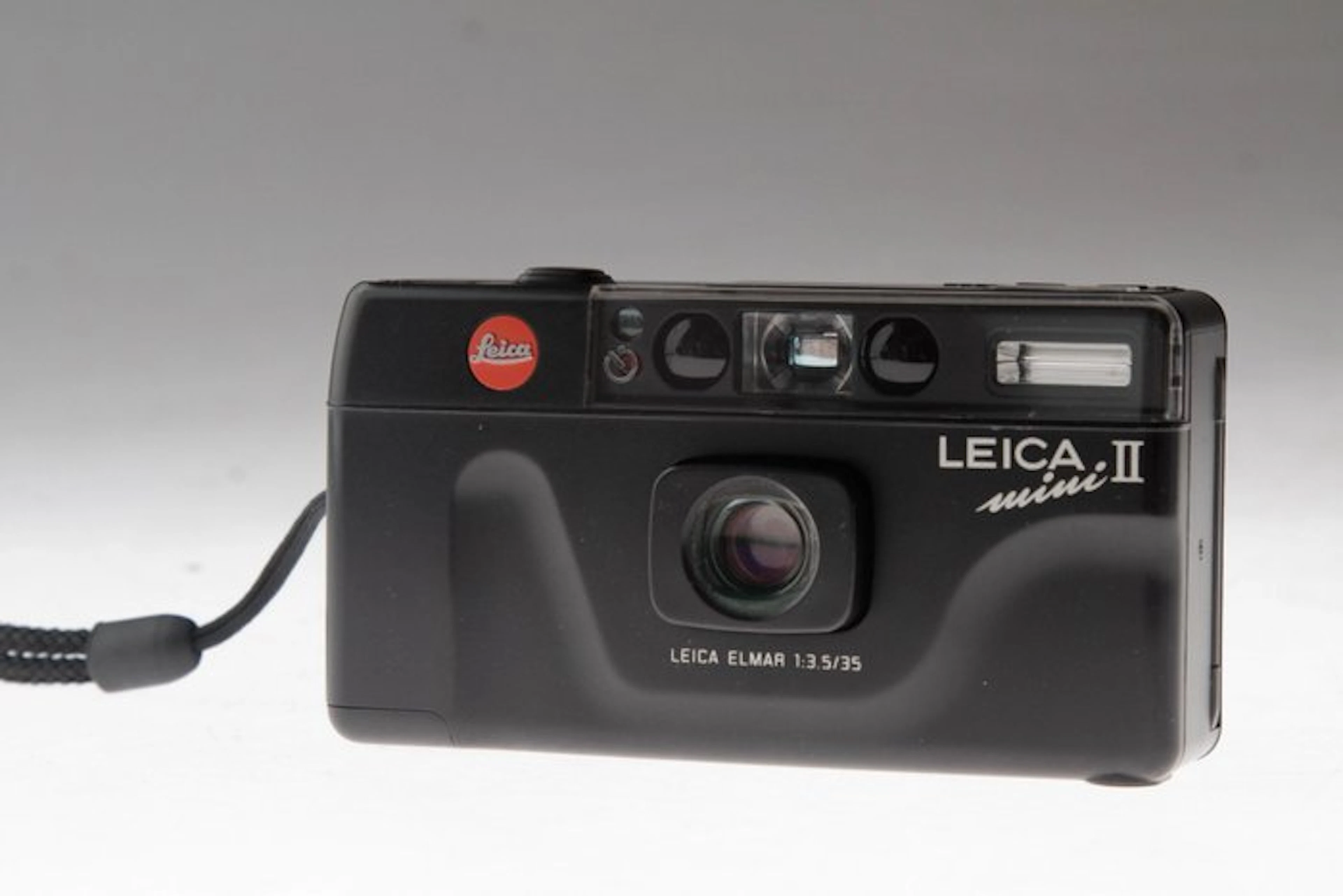 Leica Mini II Autofocus viewfinder camera